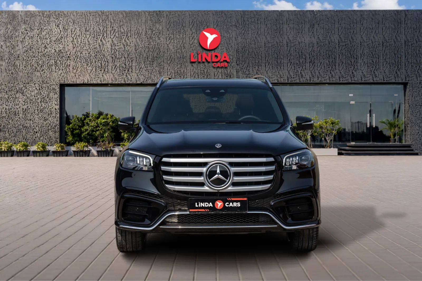 2024 Mercedes-Benz GLS photo 2