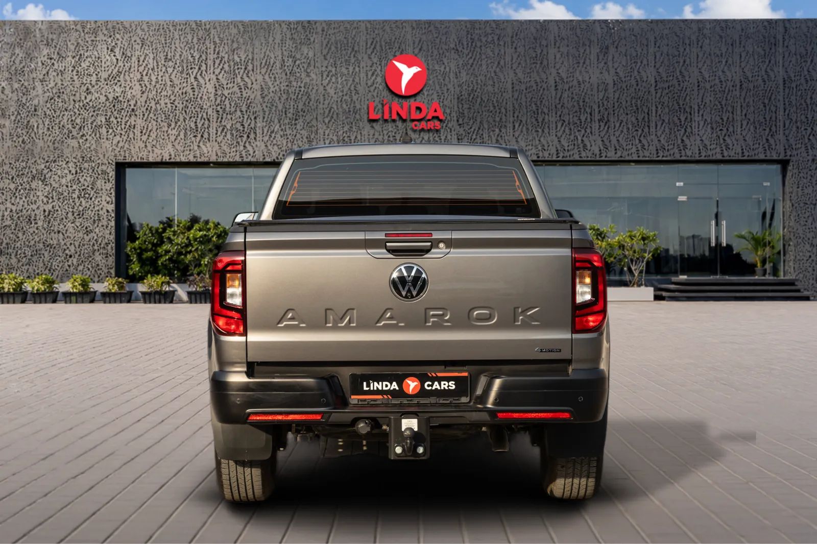 2023 Volkswagen Amarok photo 4