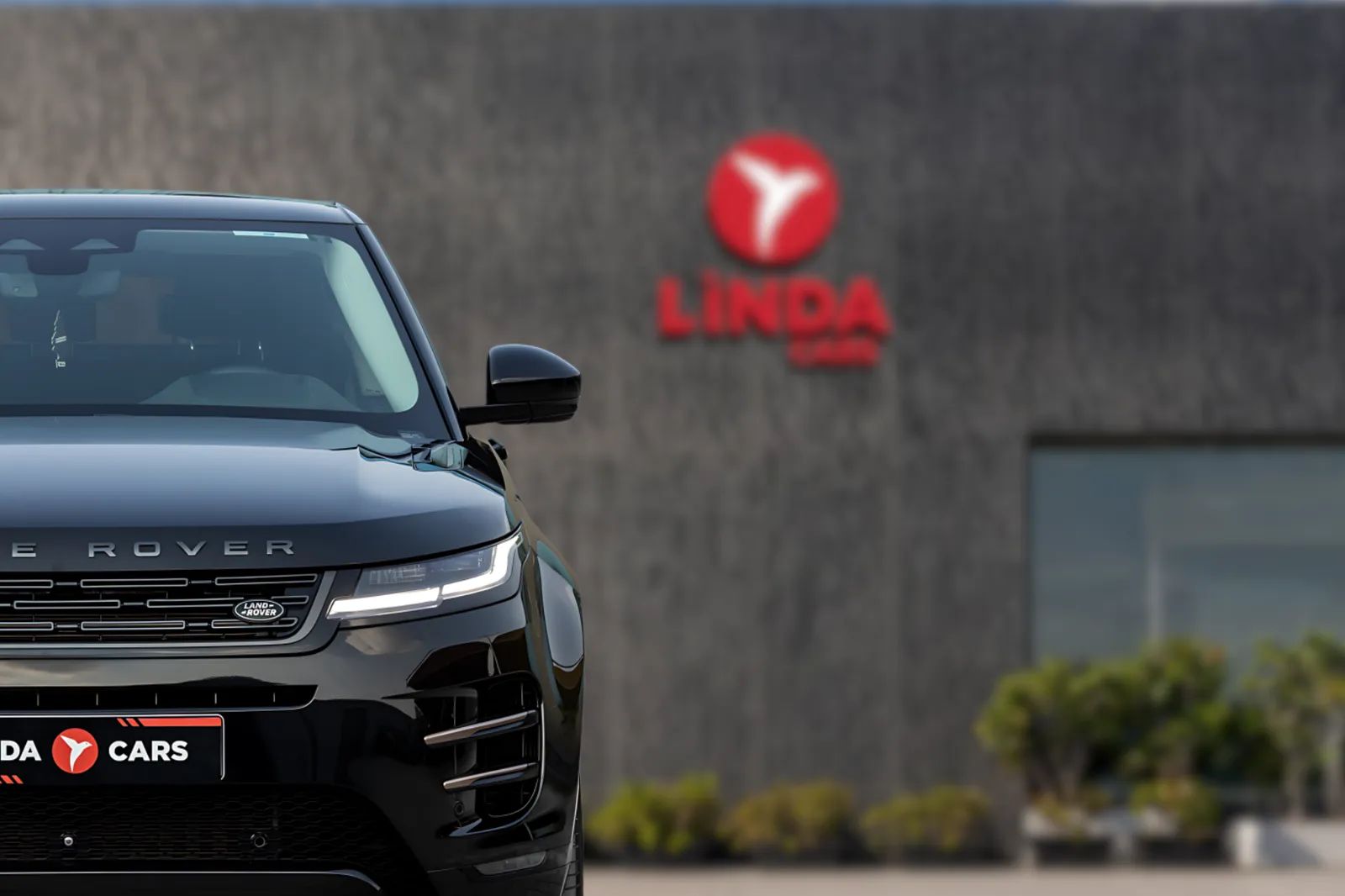 2024 Land Rover Range Rover Evoque photo 3