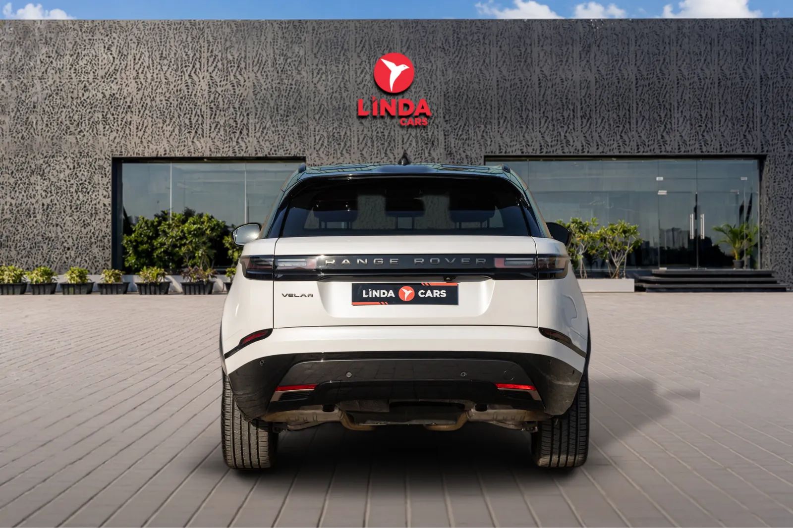 2025 Land Rover Range Rover Velar photo 4