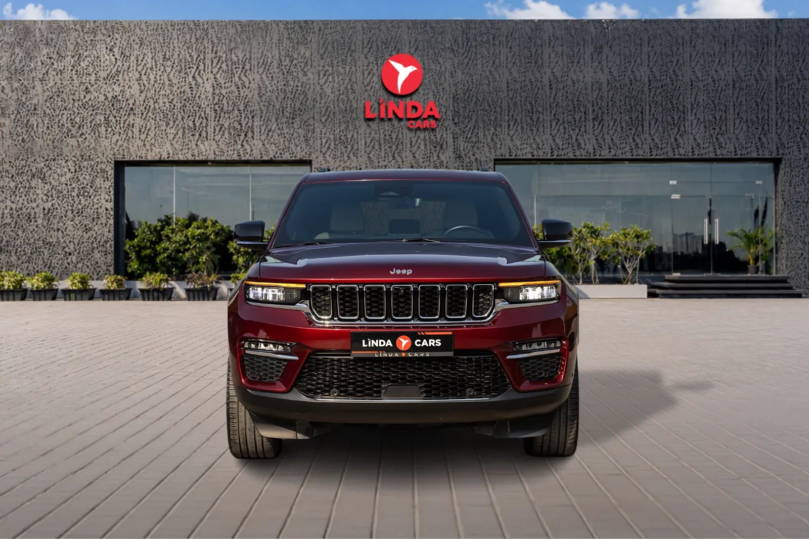 2024 Jeep Grand Cherokee photo 2