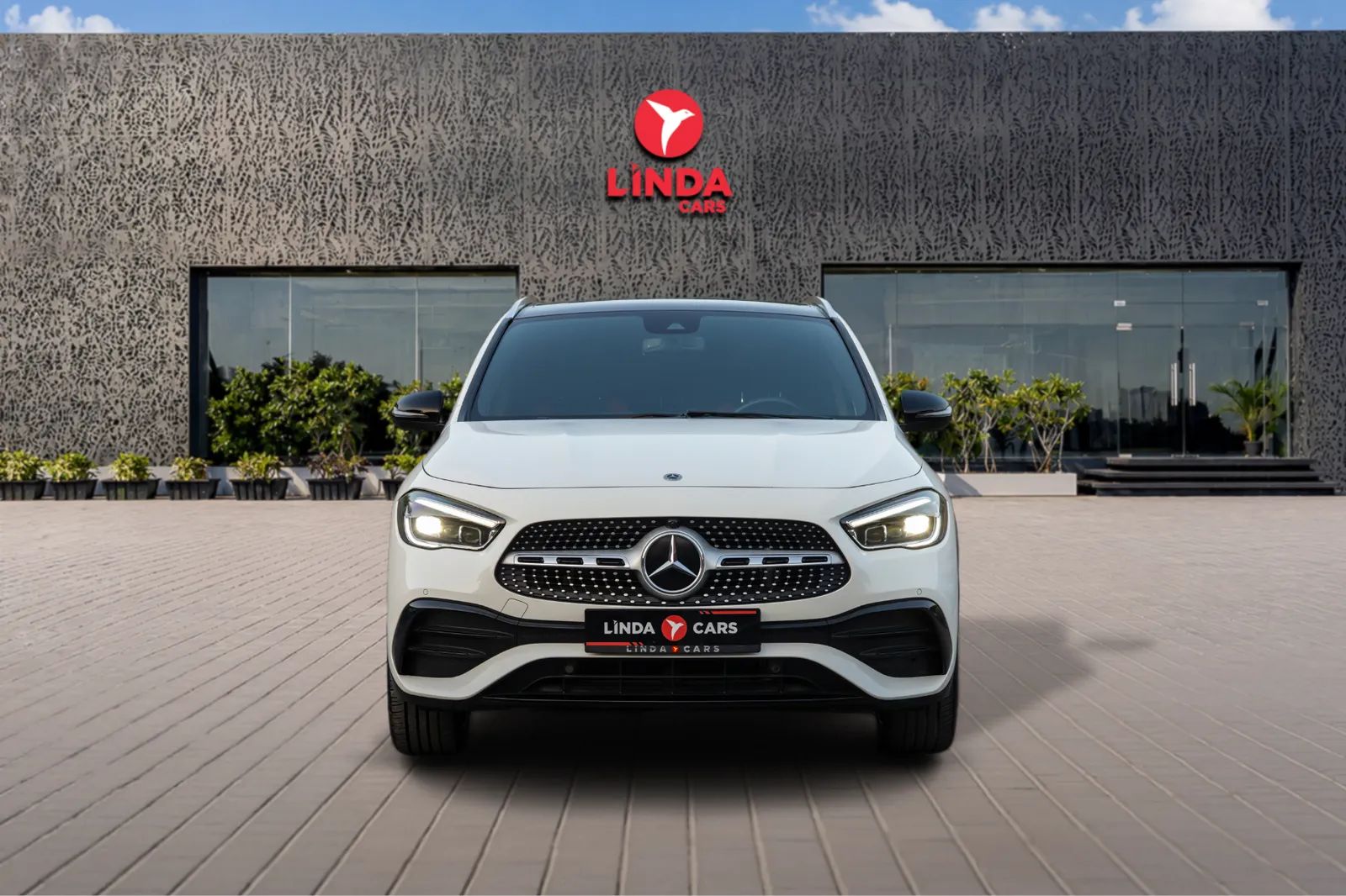 2022 Mercedes-Benz GLA photo 2