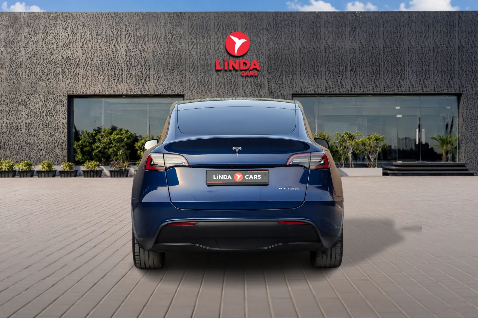 2023 Tesla Model Y photo 4