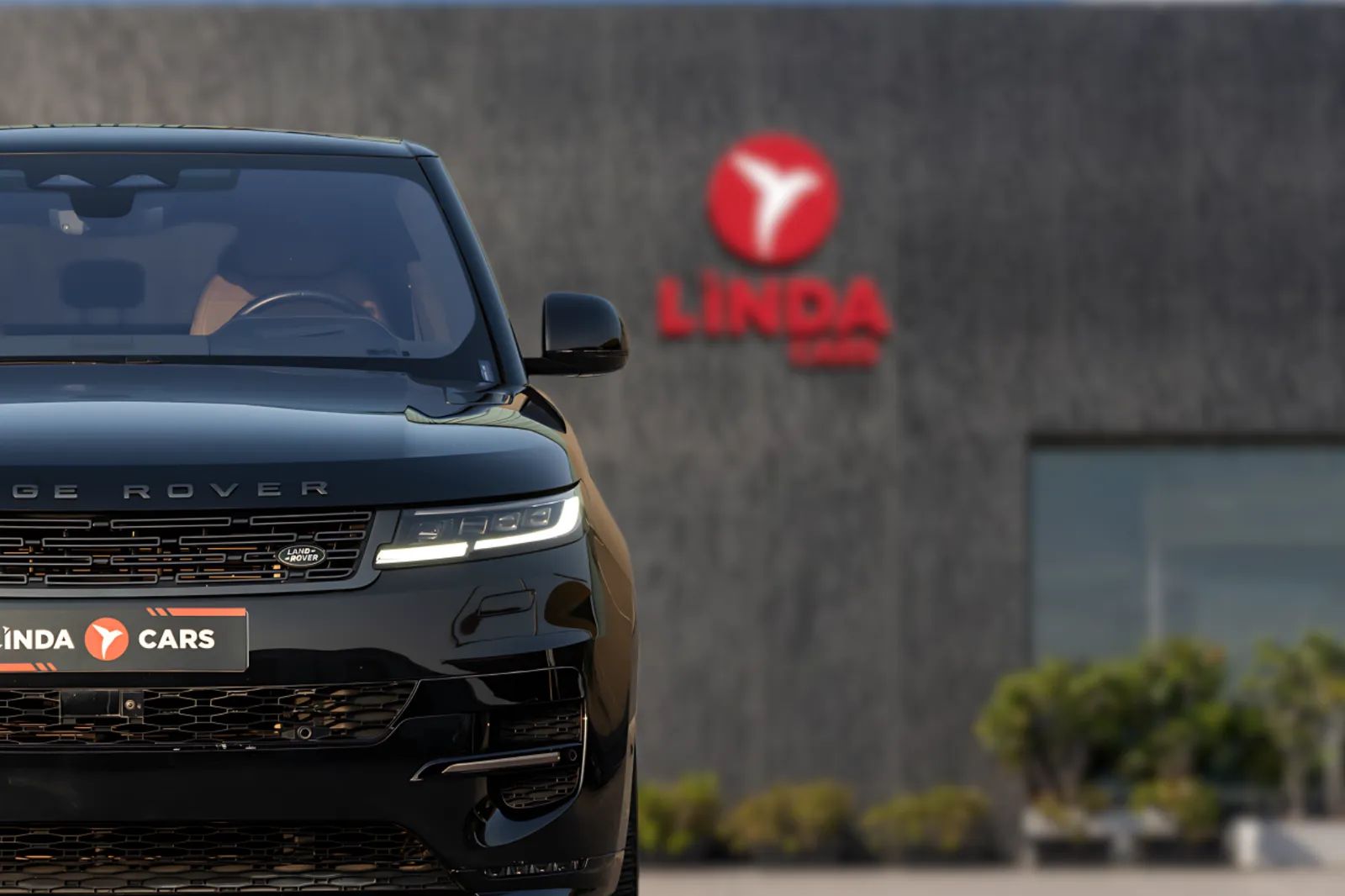 2023 Land Rover Range Rover Sport photo 3