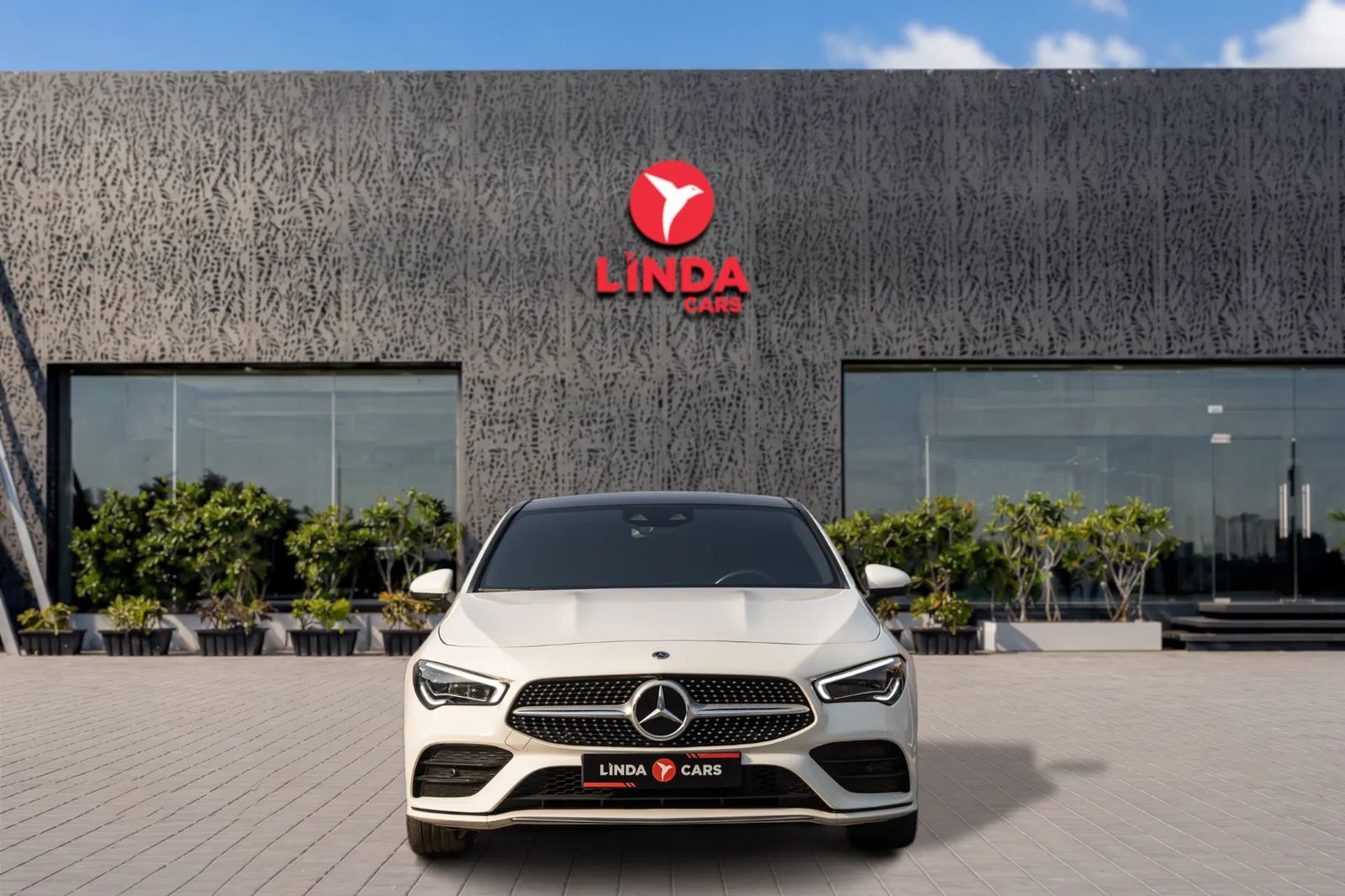 2021 Mercedes-Benz CLA photo 2