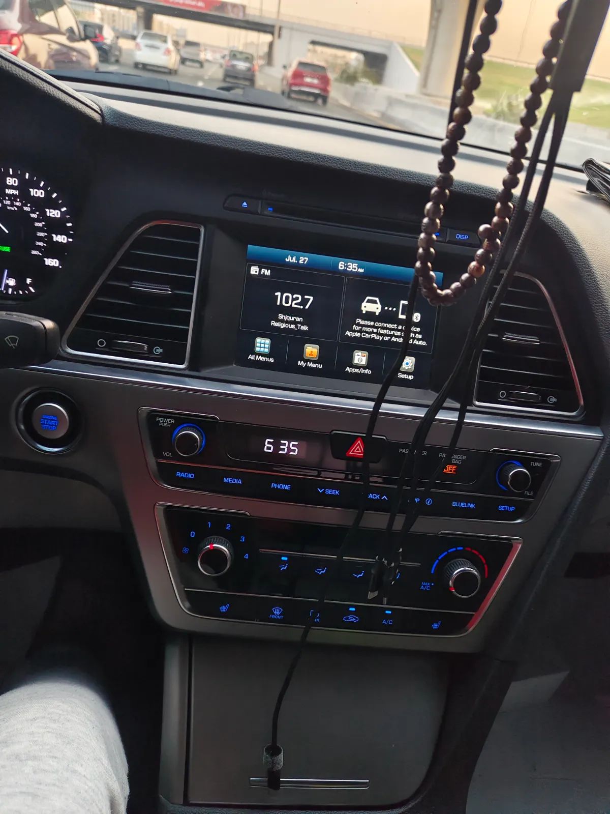 2017 Hyundai Sonata photo 4
