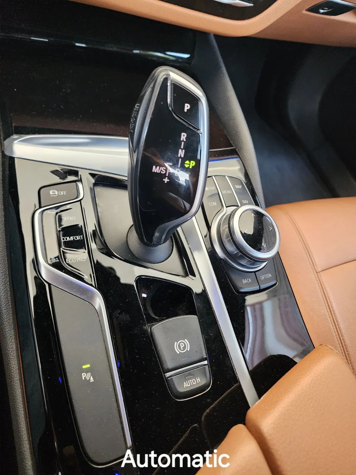 2018 BMW 5 Series photo 4