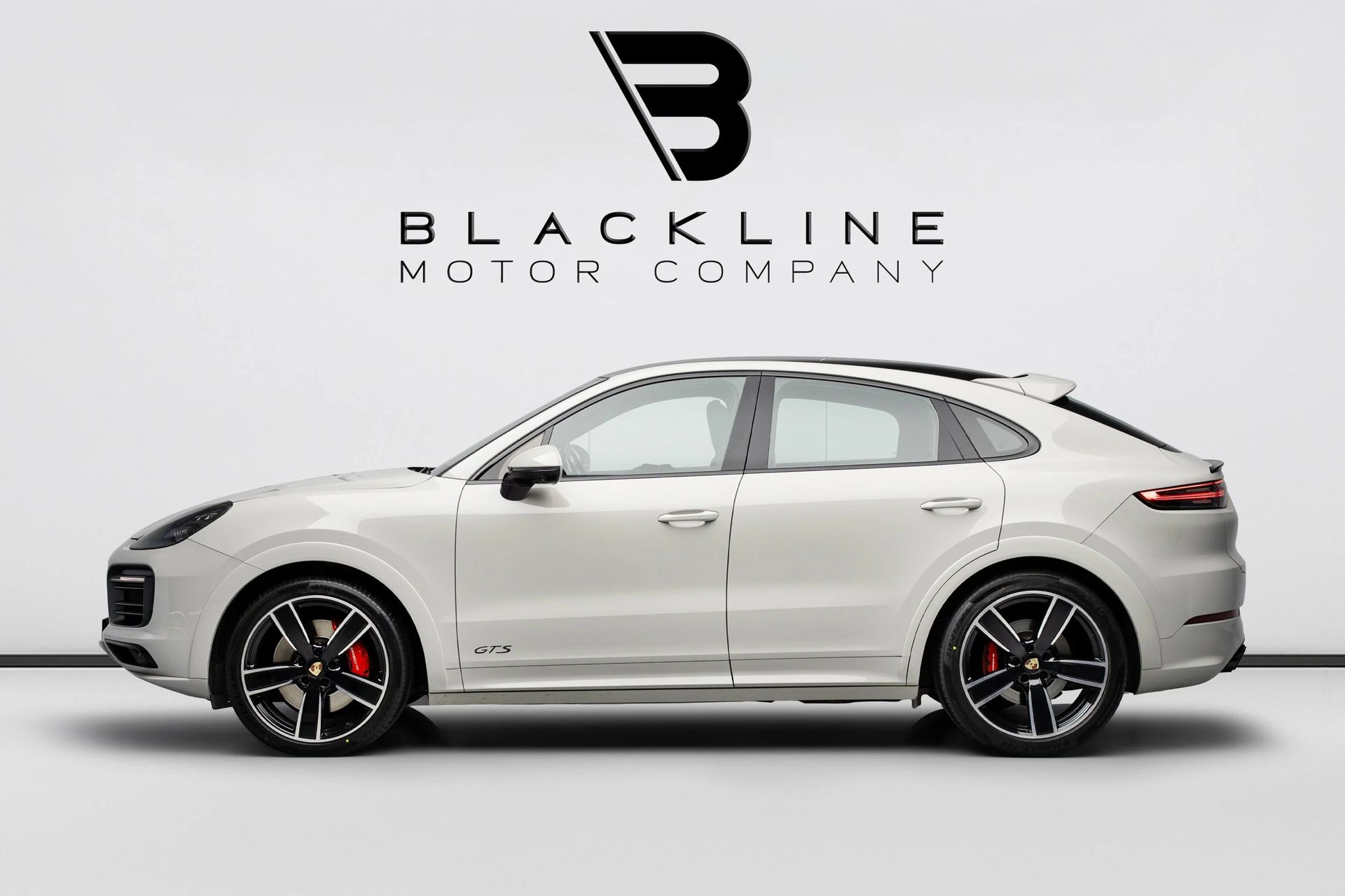 2023 Porsche Cayenne photo 5