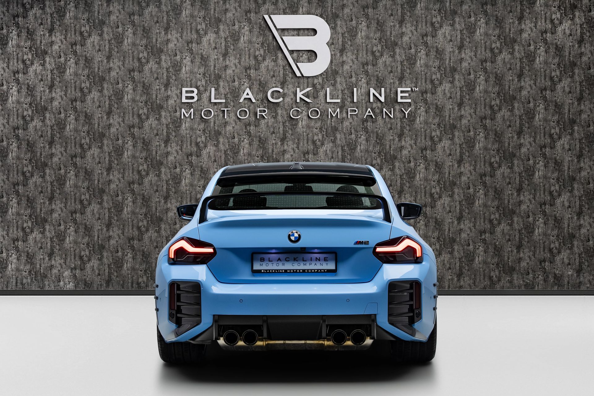 2025 BMW M2 photo 4