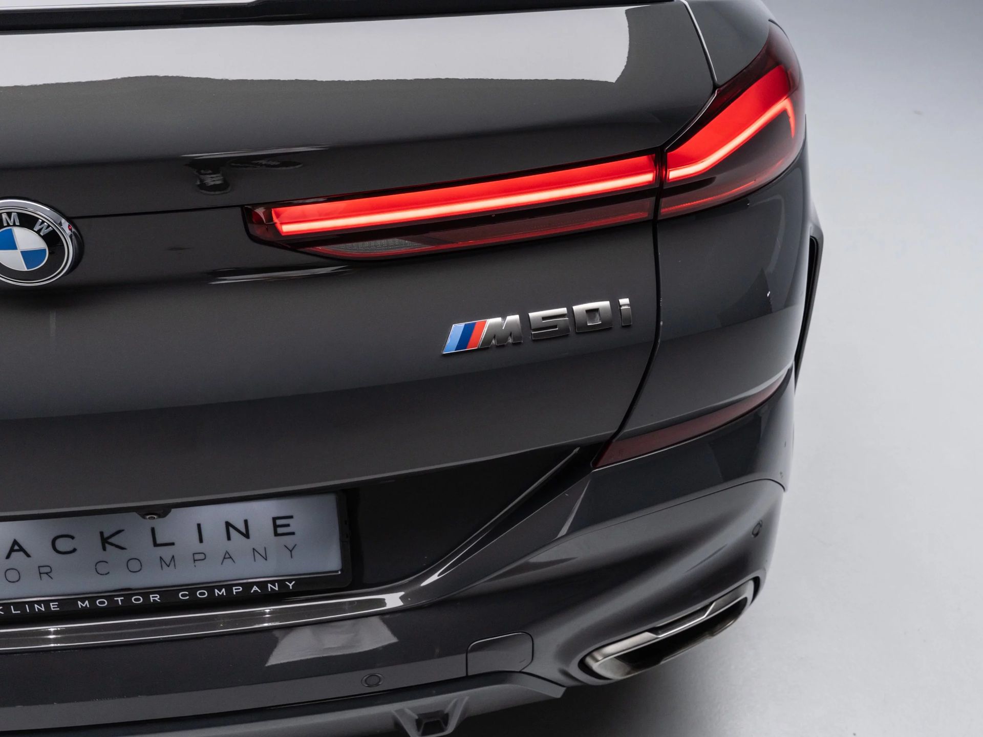 2022 BMW X6 photo 5