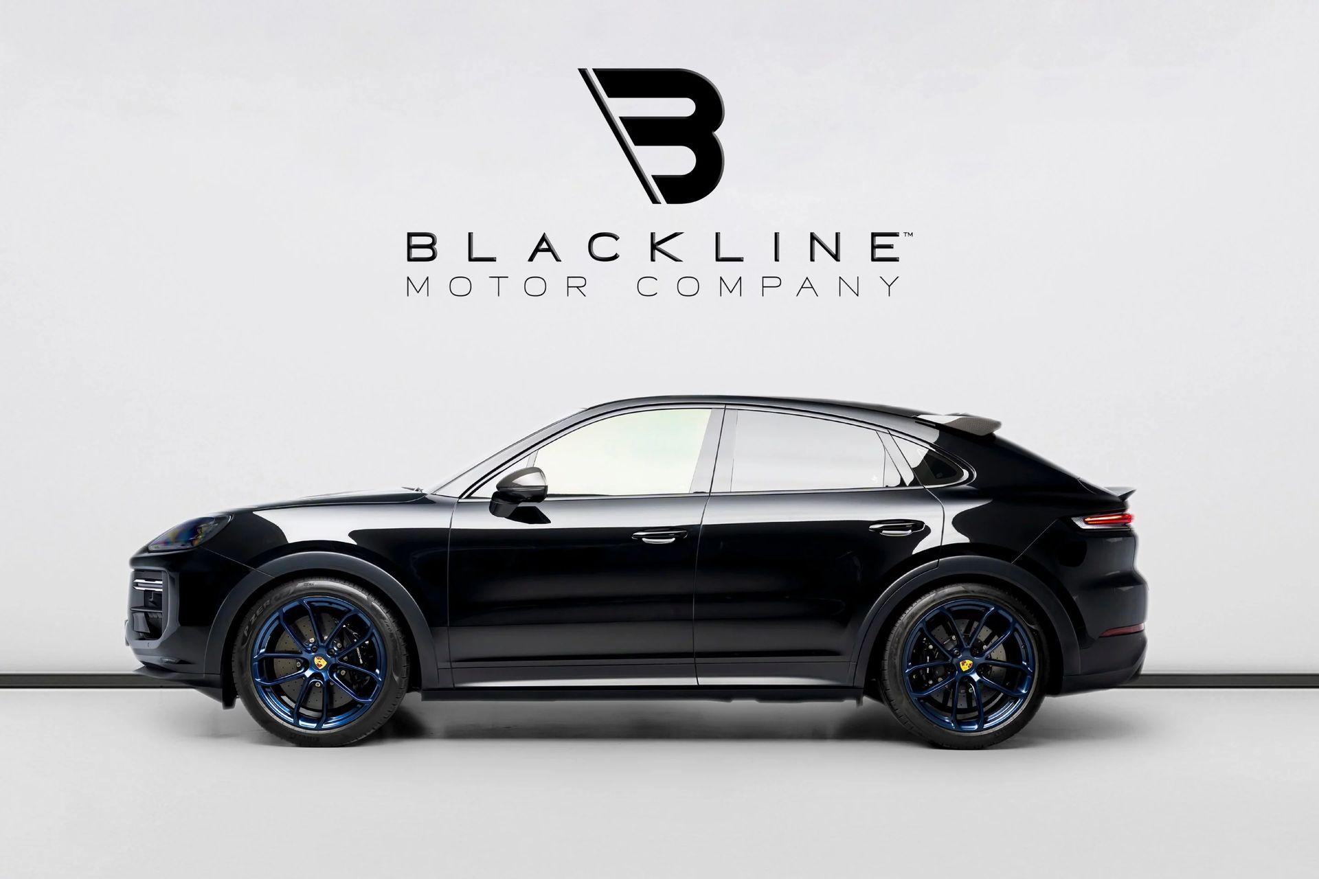 2024 Porsche Cayenne photo 3