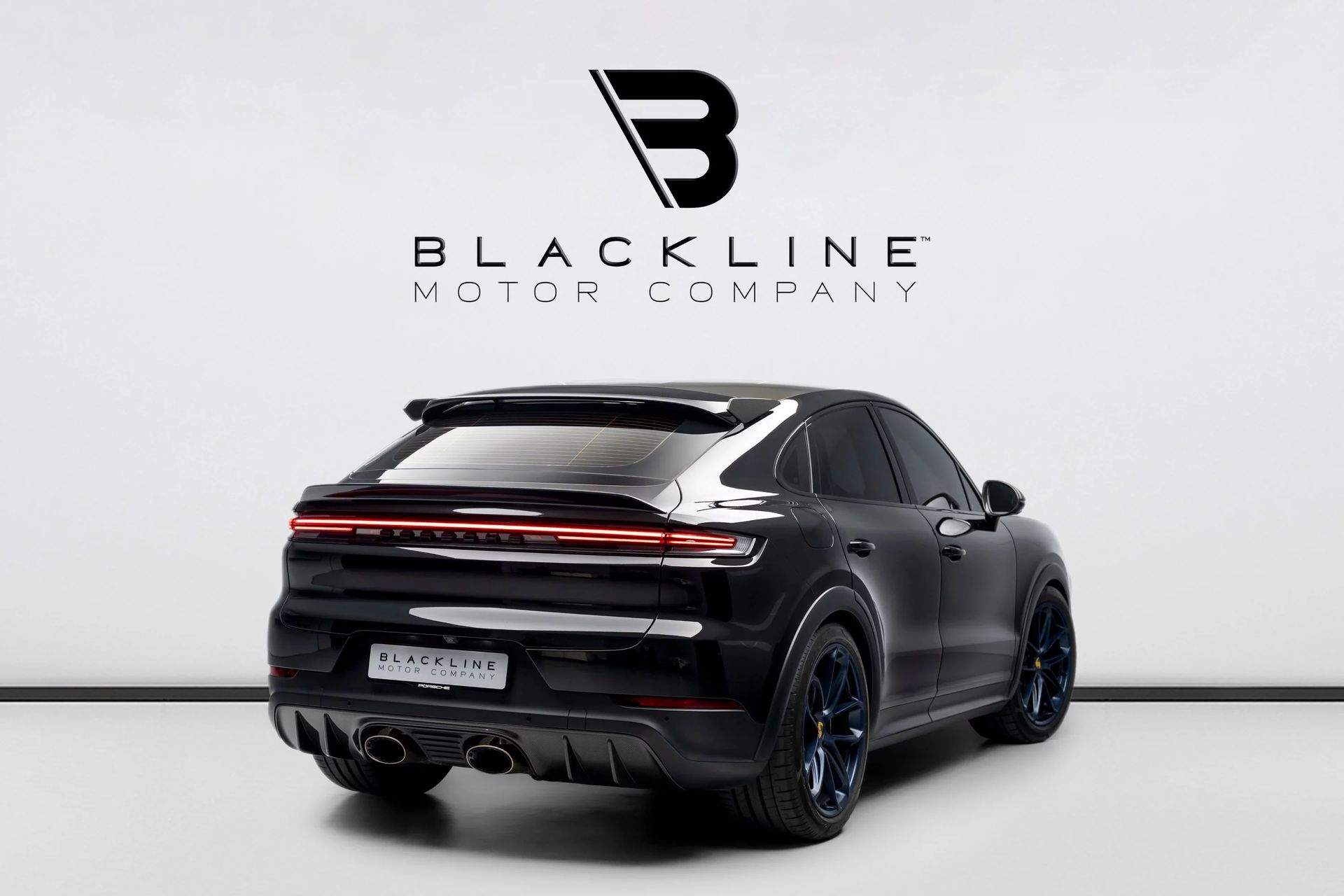 2024 Porsche Cayenne photo 4