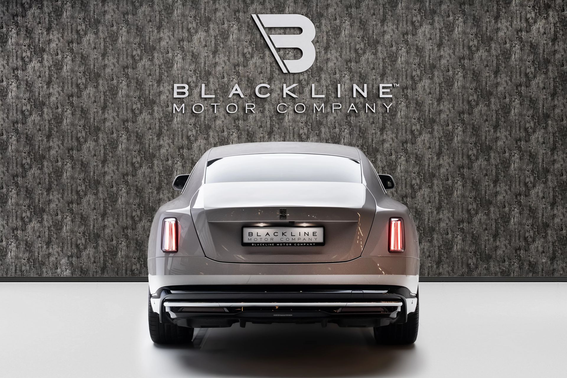 2024 Rolls-Royce Spectre photo 3
