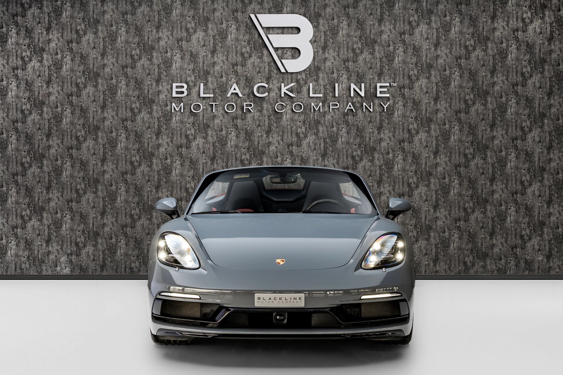 2025 Porsche Boxster photo 2
