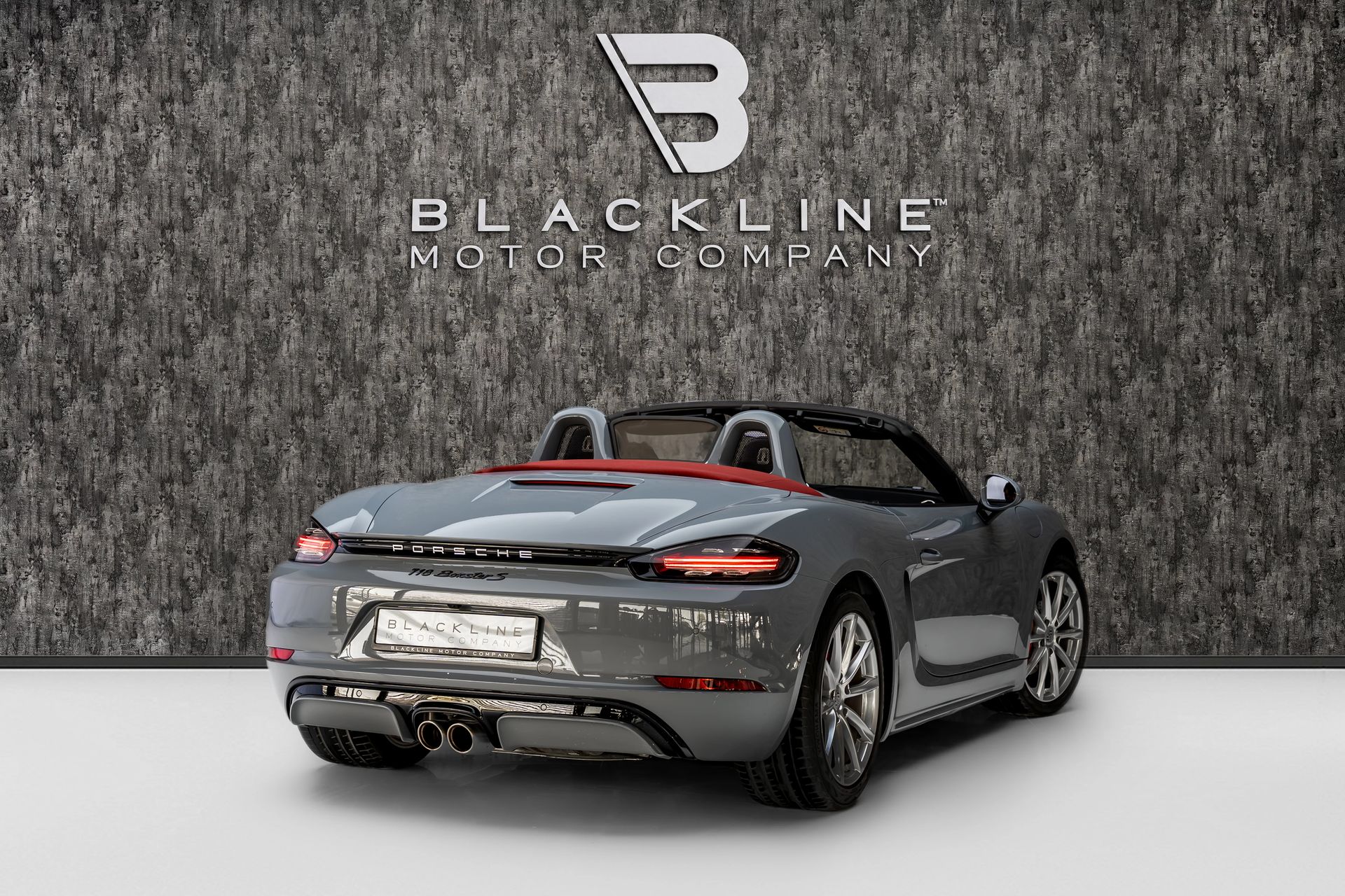 2025 Porsche Boxster photo 4