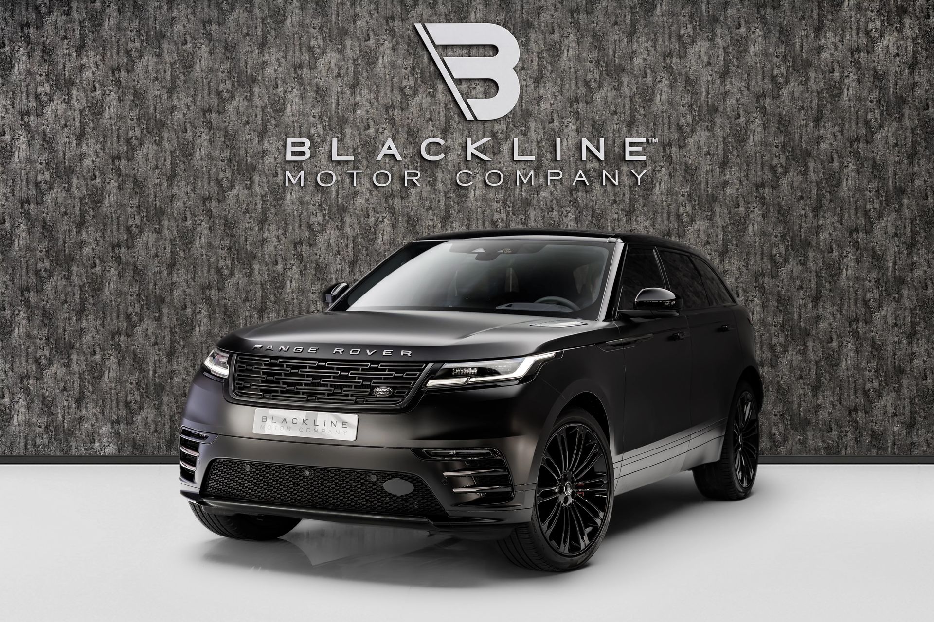 2024 Land Rover Range Rover Velar P250 Dynamic SE