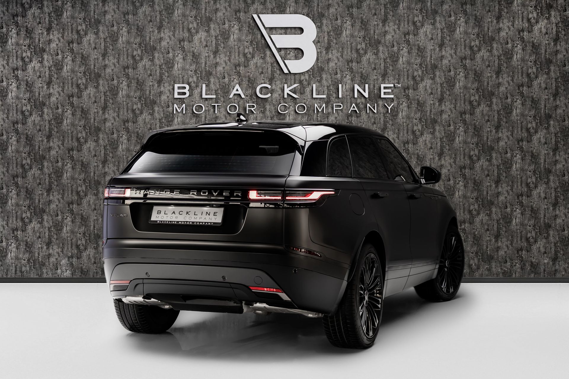 2024 Land Rover Range Rover Velar photo 4