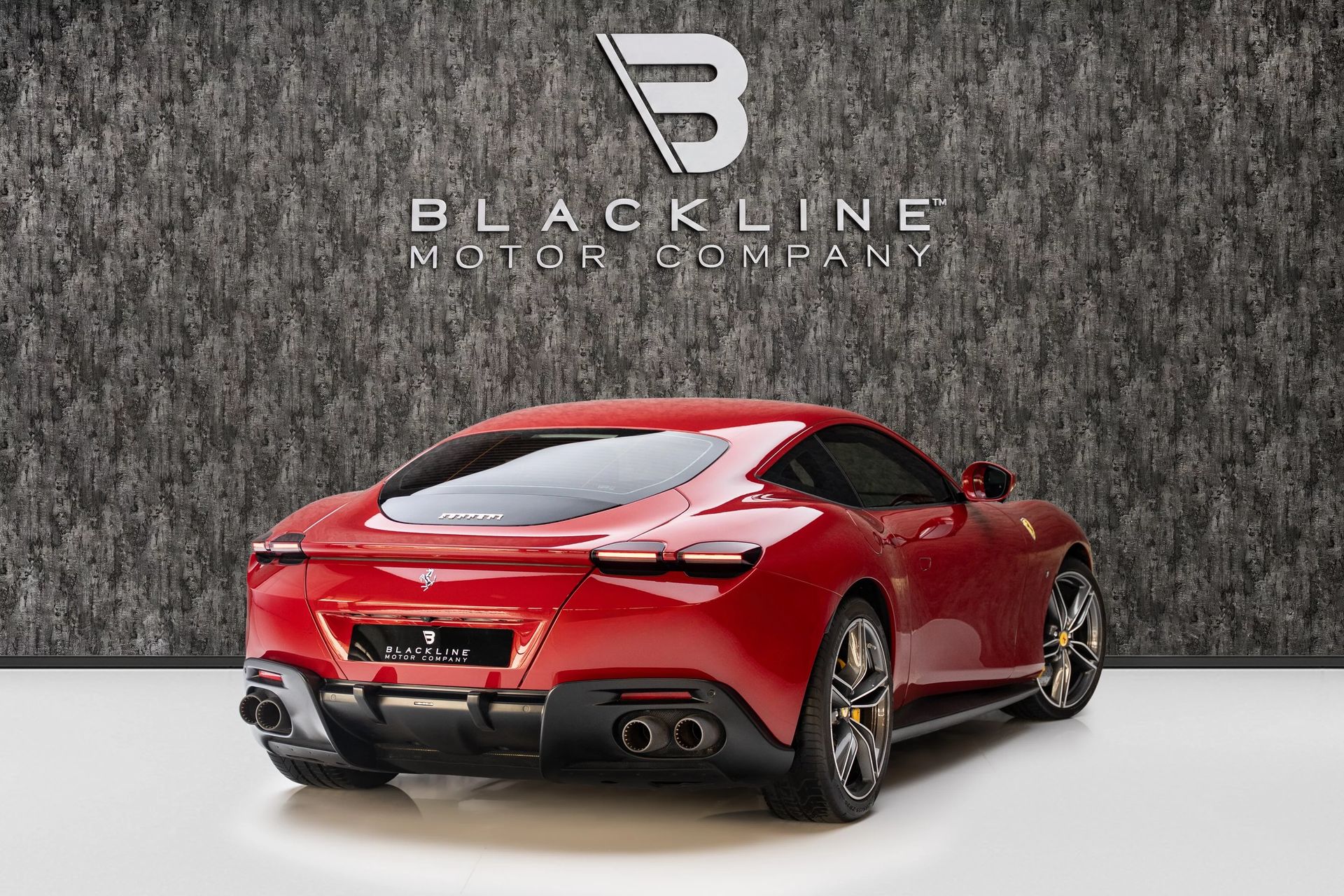 2021 Ferrari Roma photo 4