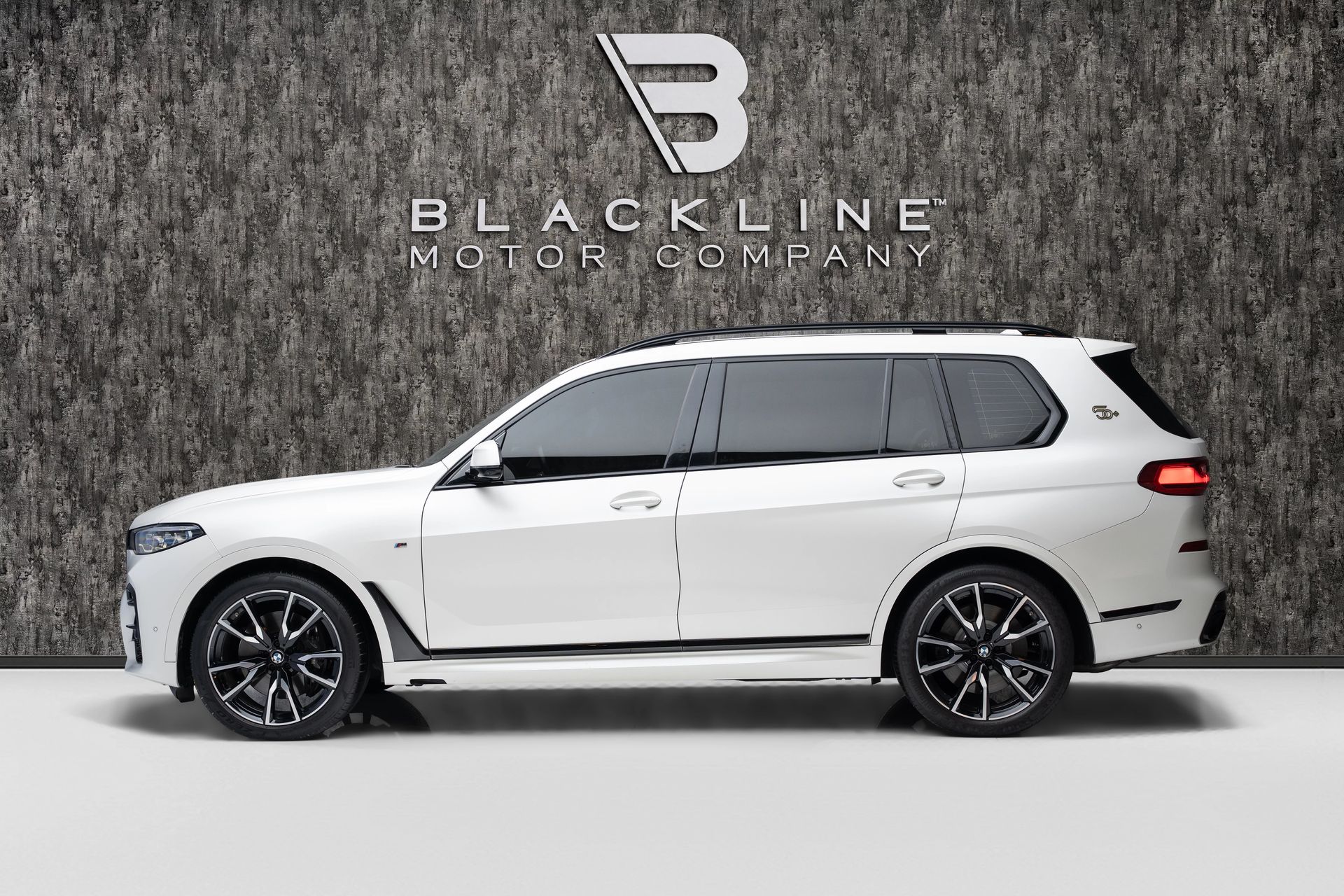 2022 BMW X7 photo 4