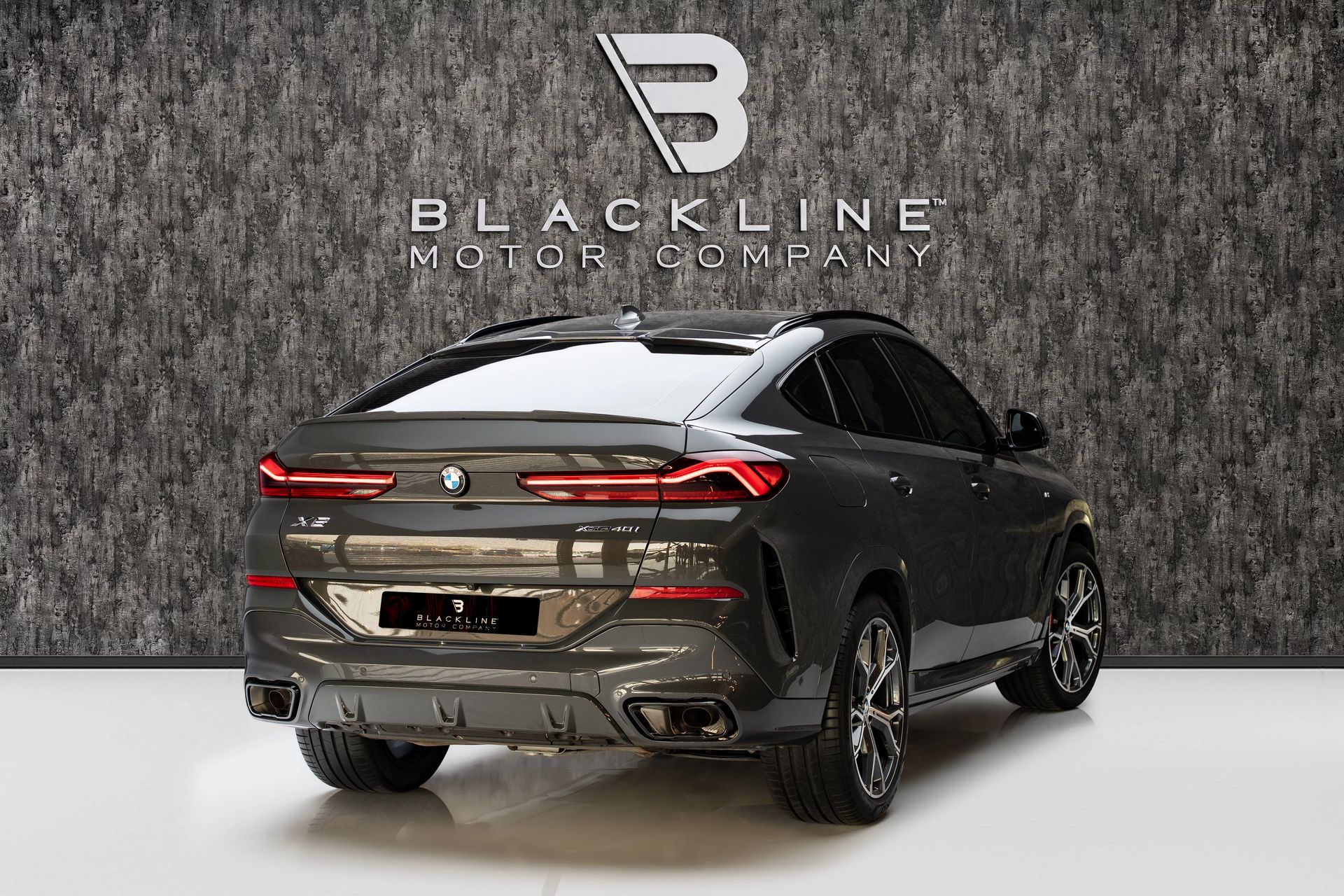 2023 BMW X6 photo 3