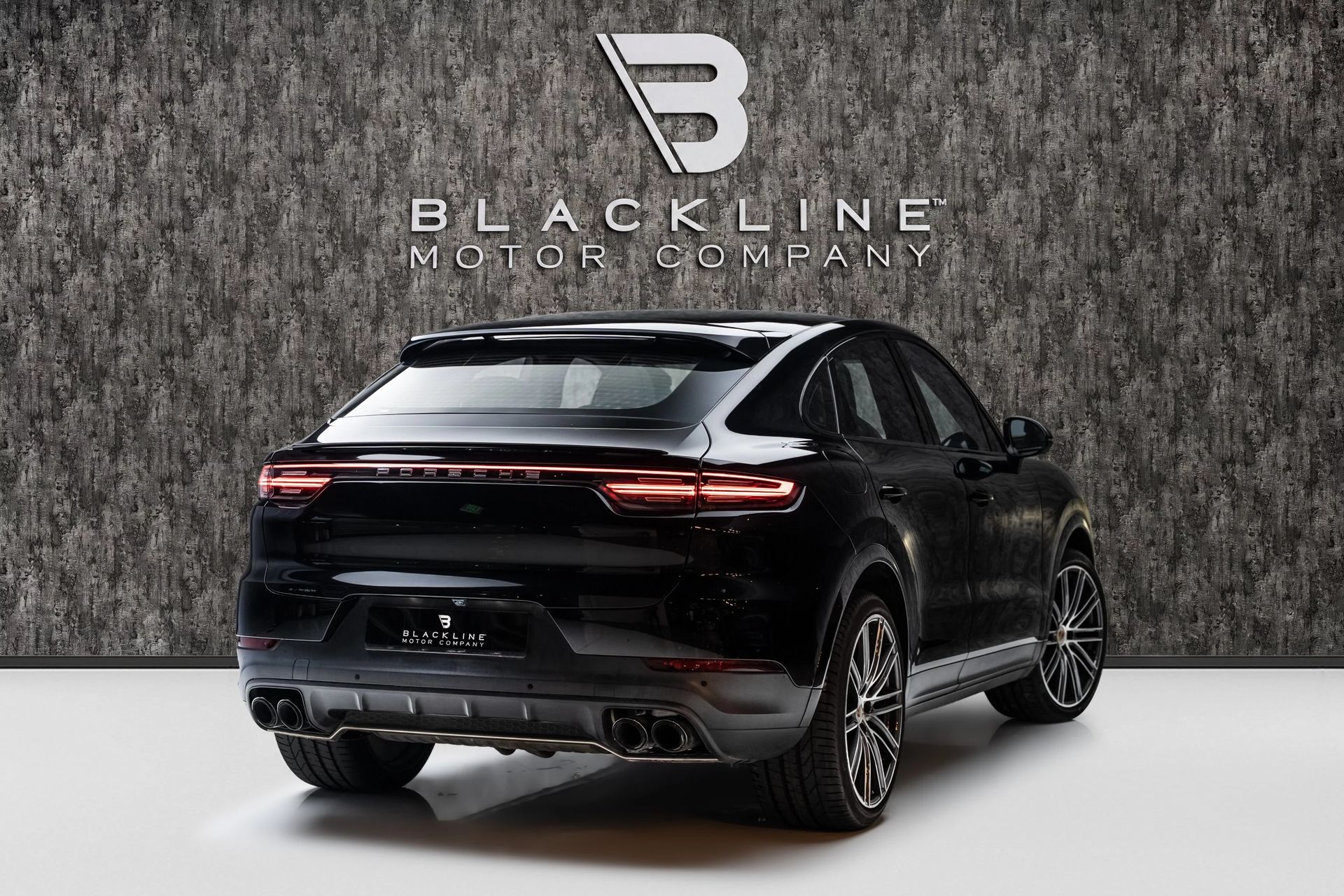 2020 Porsche Cayenne photo 4