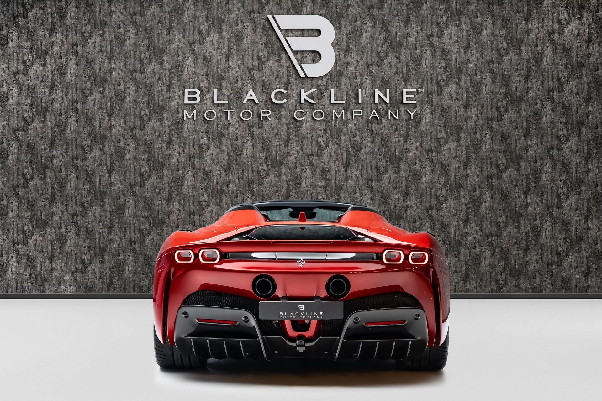 2023 Ferrari SF90 Spider photo 4