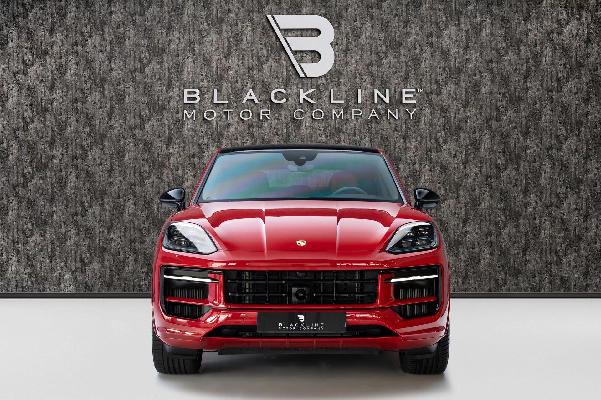 2026 Porsche Cayenne photo 2