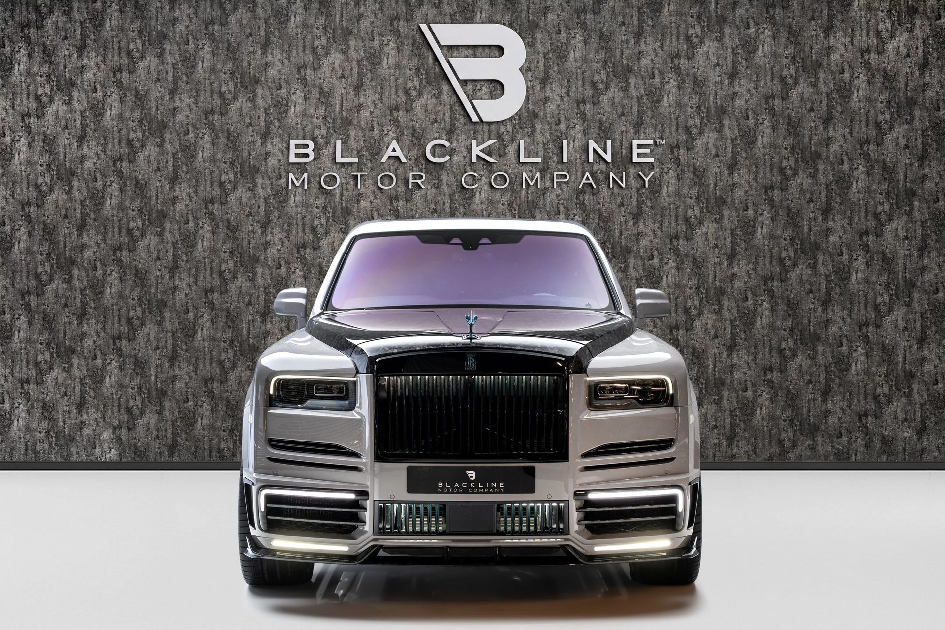 2024 Rolls-Royce Cullinan photo 2