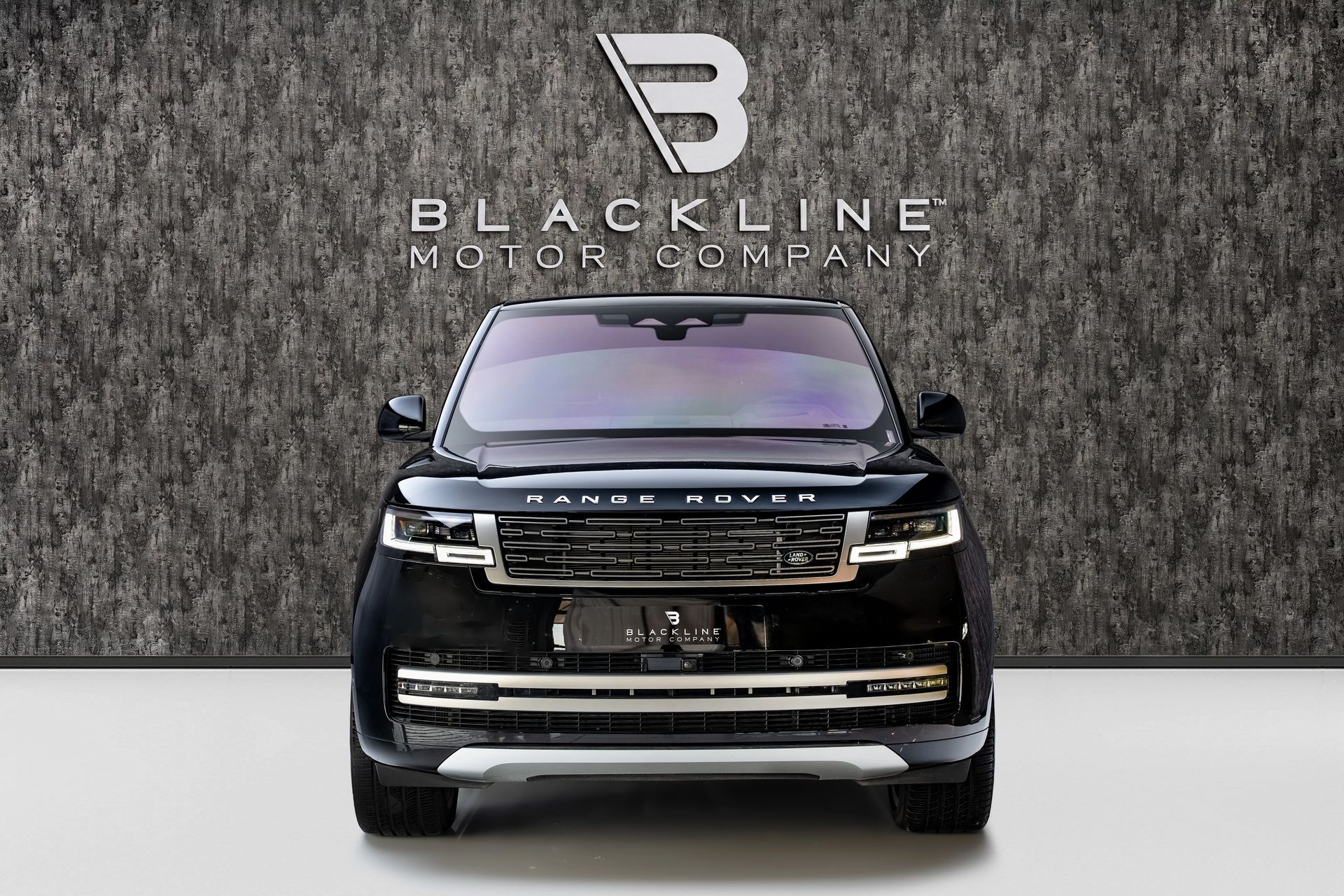2023 Land Rover Range Rover HSE photo 2