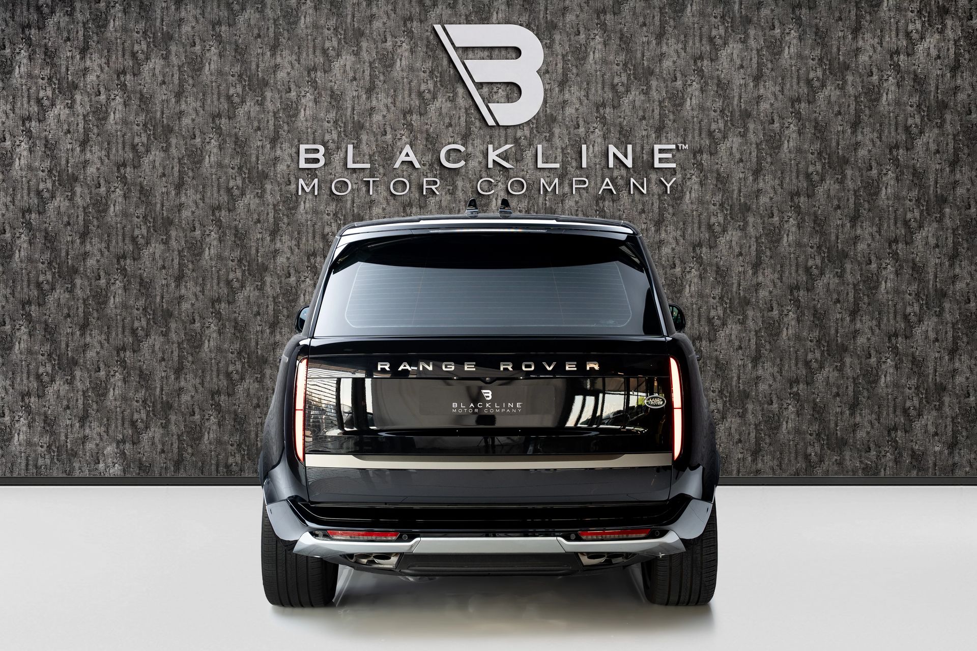 2023 Land Rover Range Rover HSE photo 4