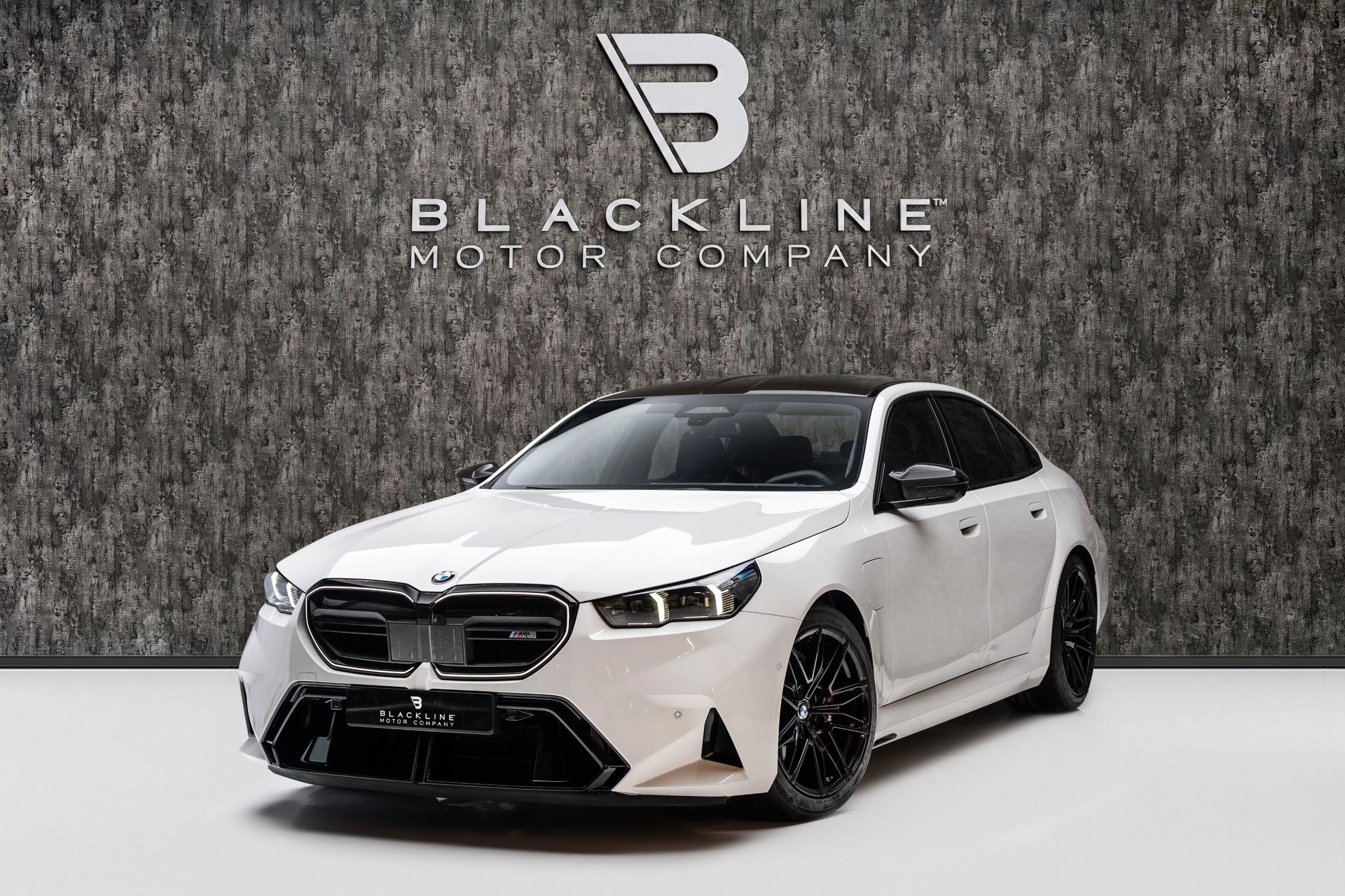 2025 BMW M5