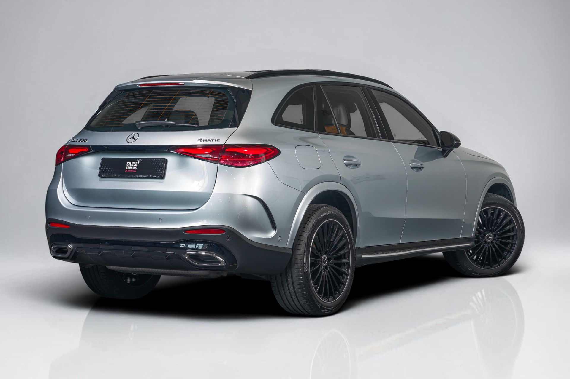2026 Mercedes-Benz GLC photo 2