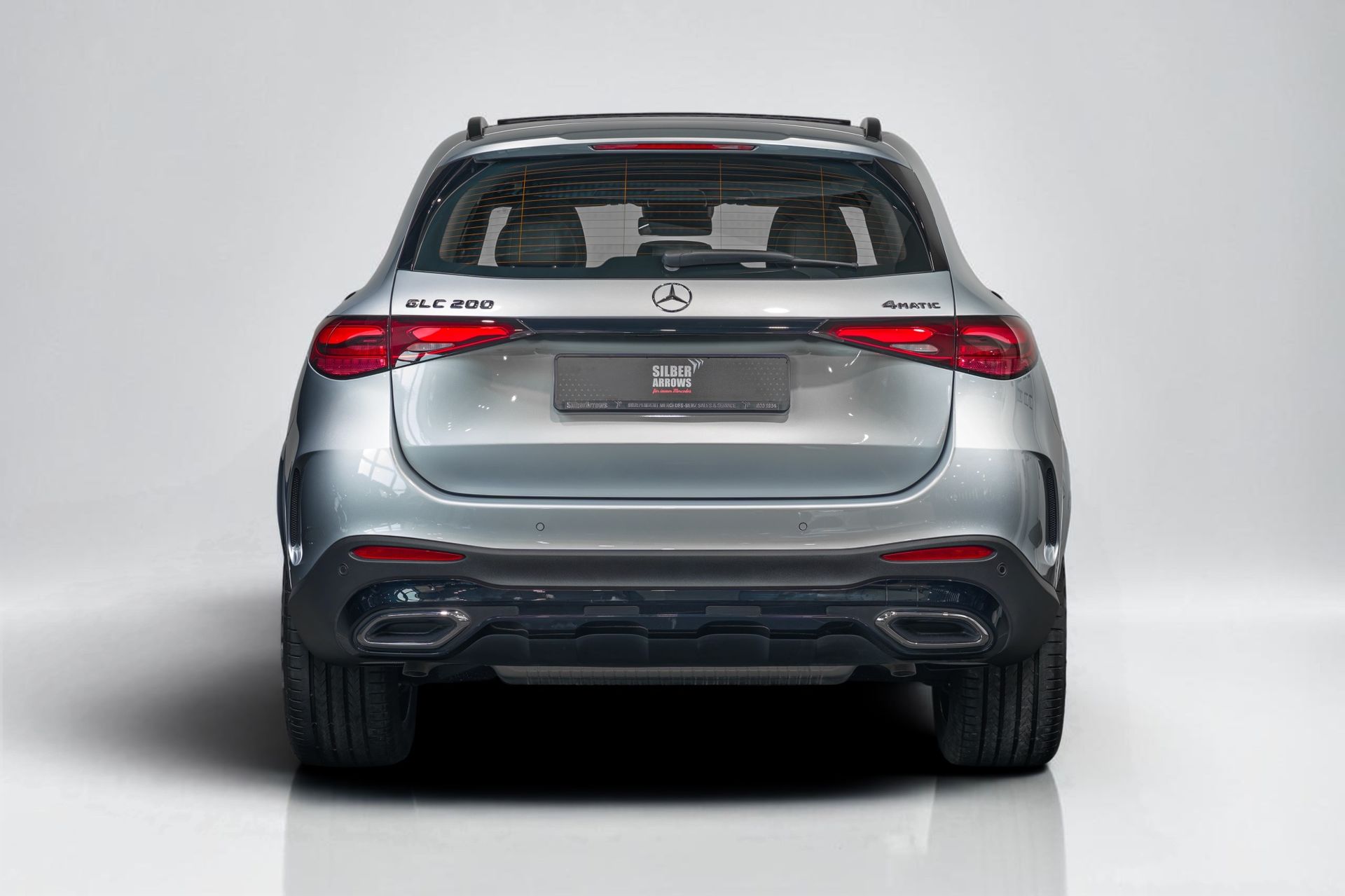 2026 Mercedes-Benz GLC photo 3