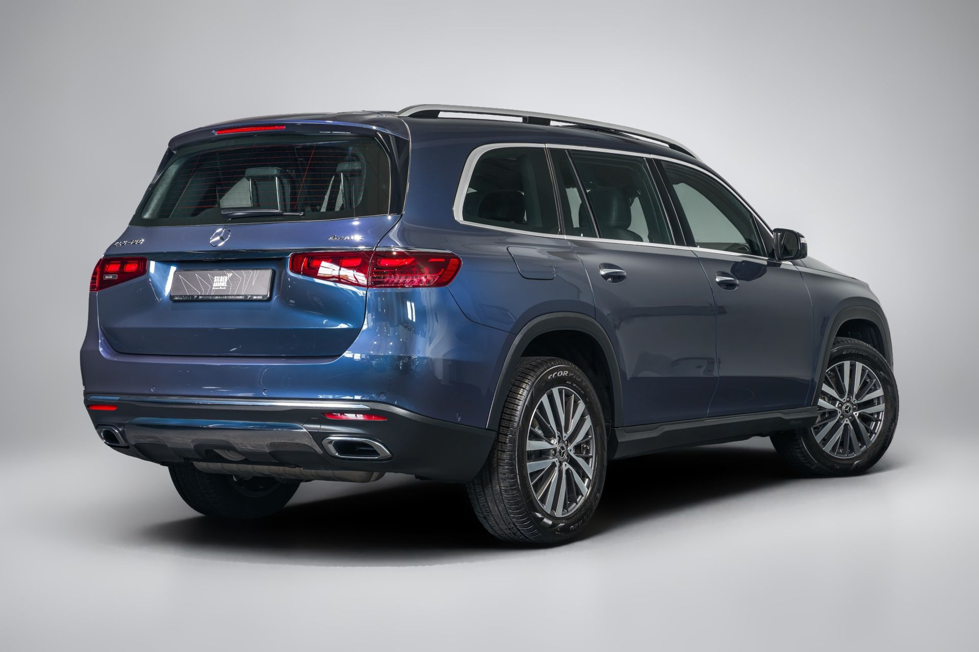 2024 Mercedes-Benz GLS photo 2