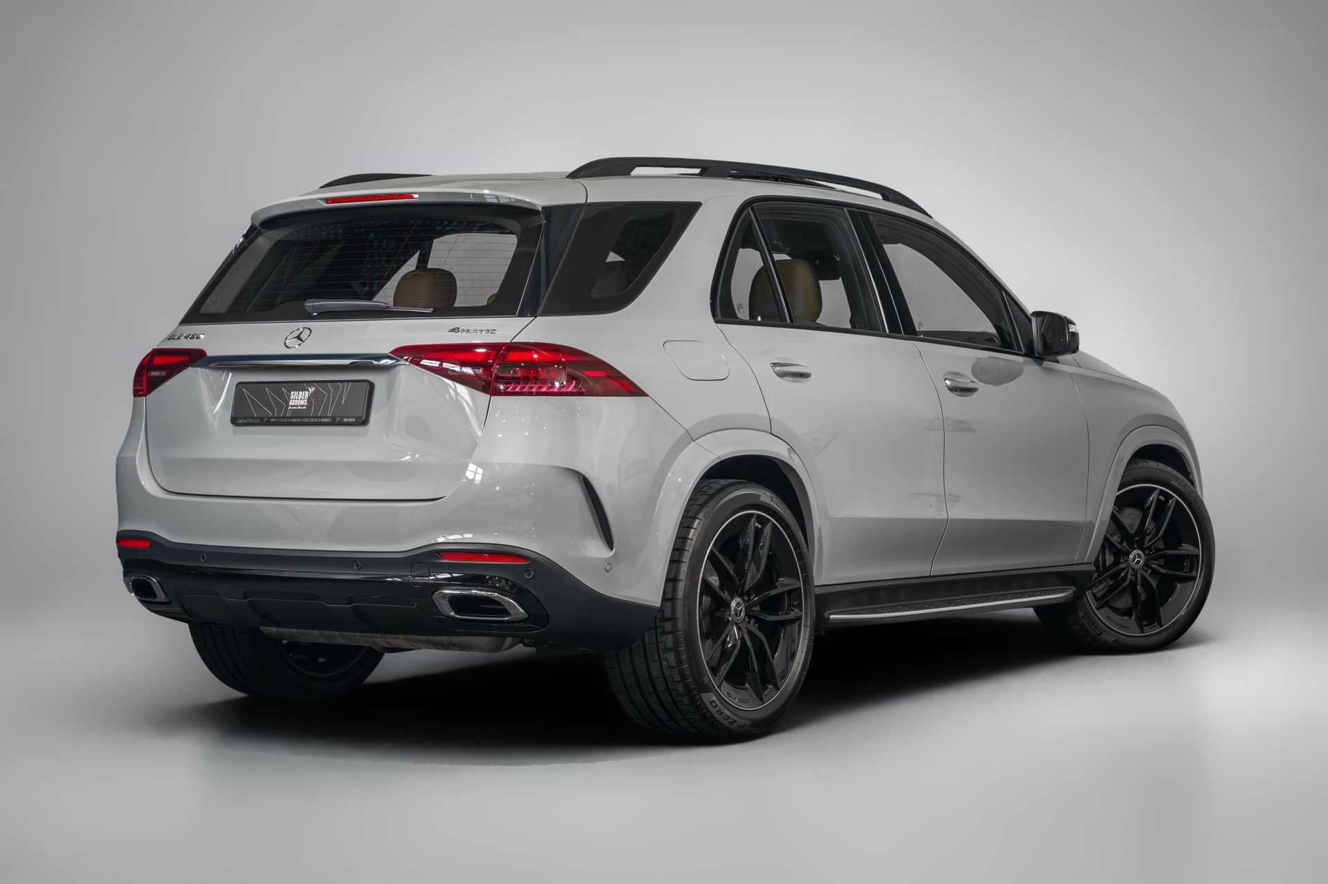 2026 Mercedes-Benz GLE photo 2