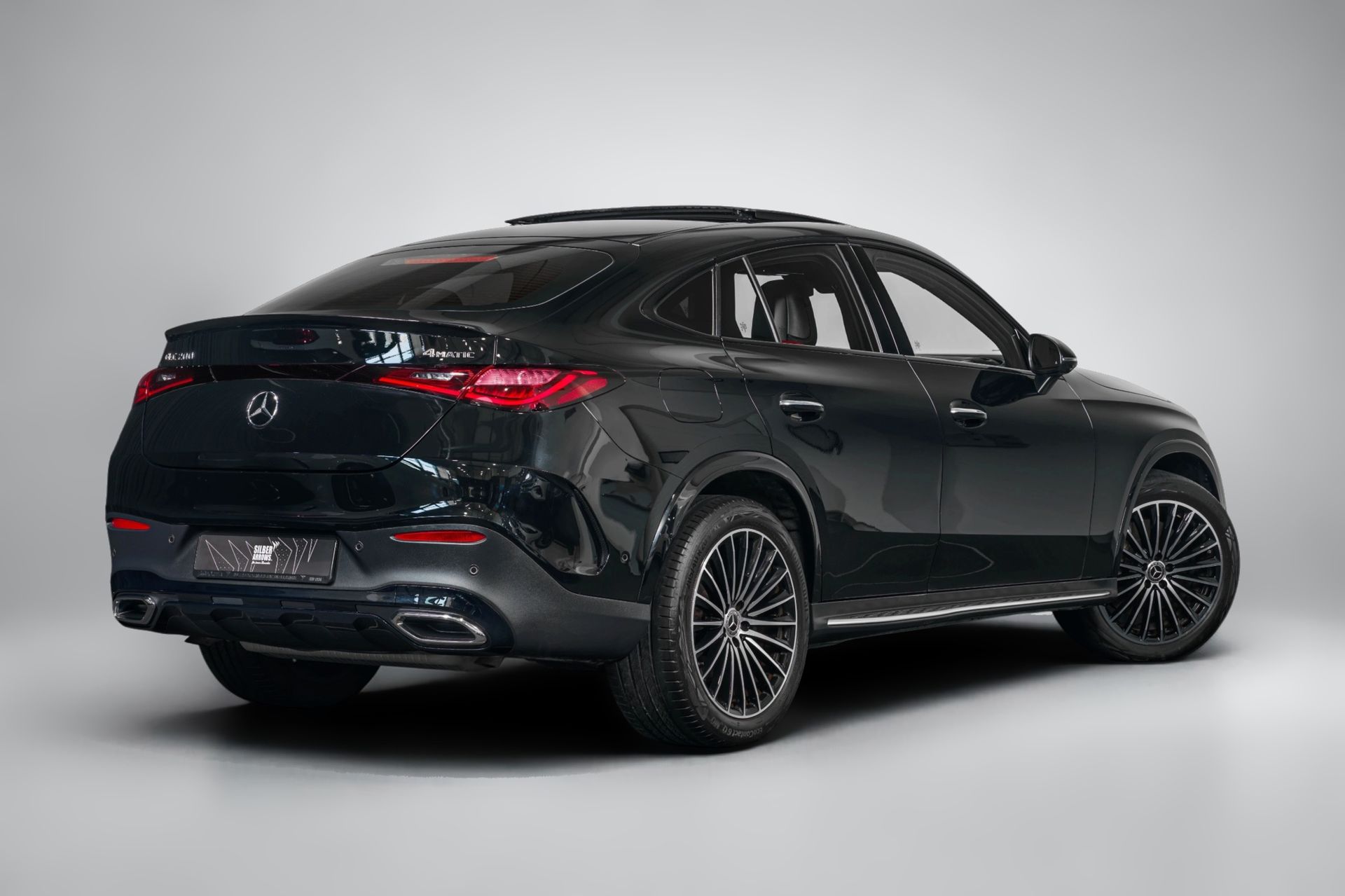 2024 Mercedes-Benz GLC photo 2