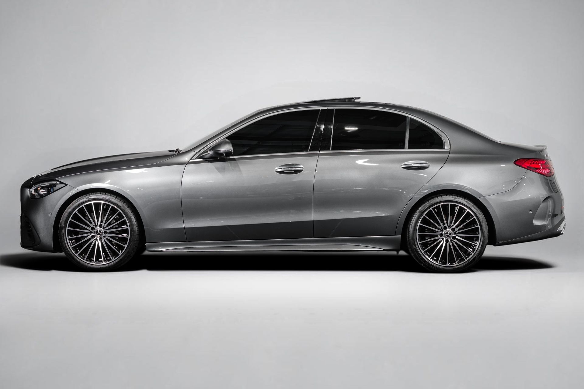2025 Mercedes-Benz C-Class photo 5