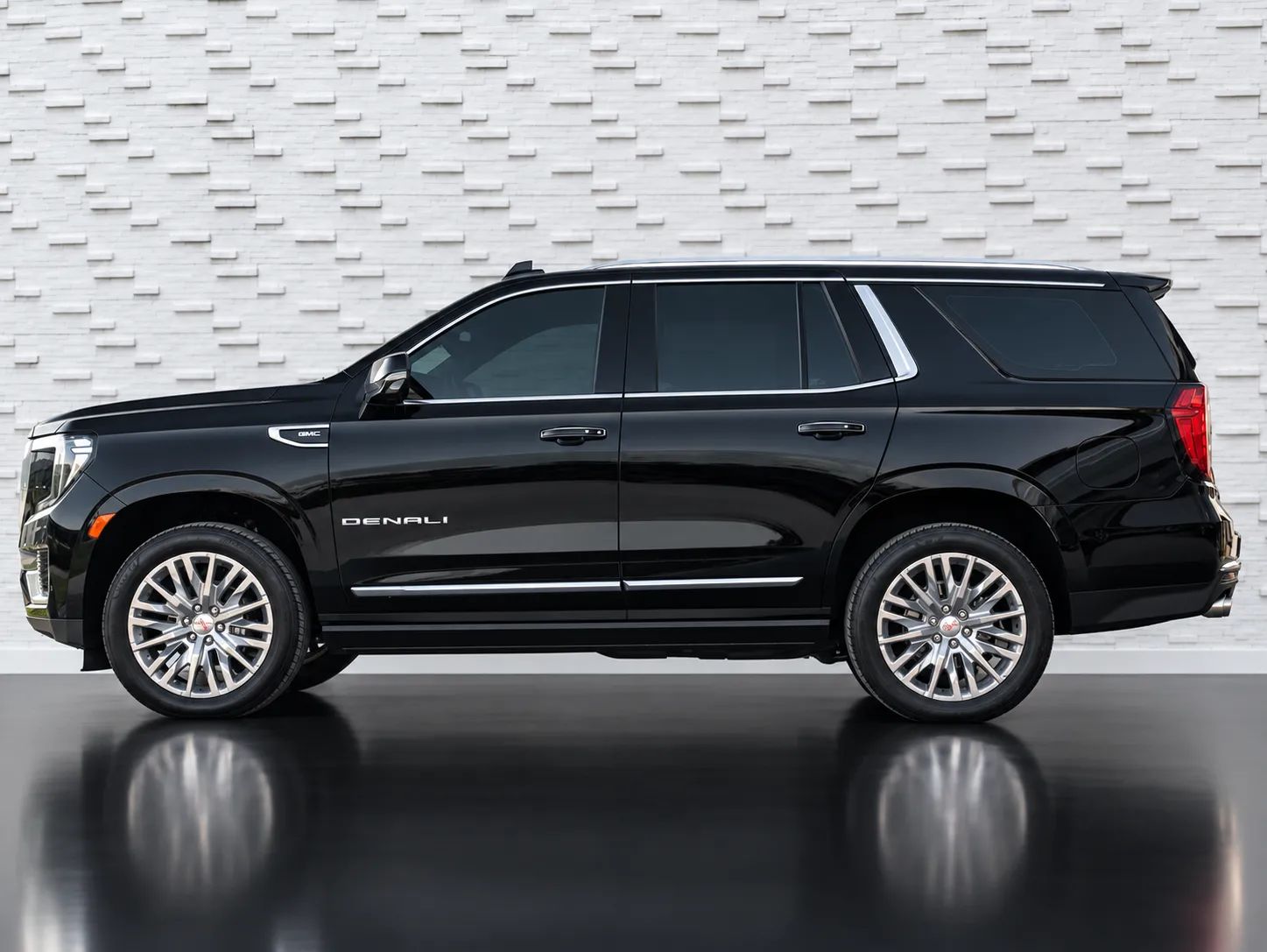 2022 GMC Yukon photo 3