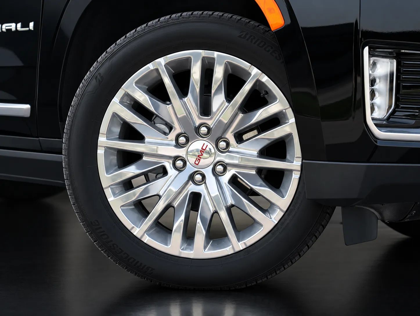 2022 GMC Yukon photo 4