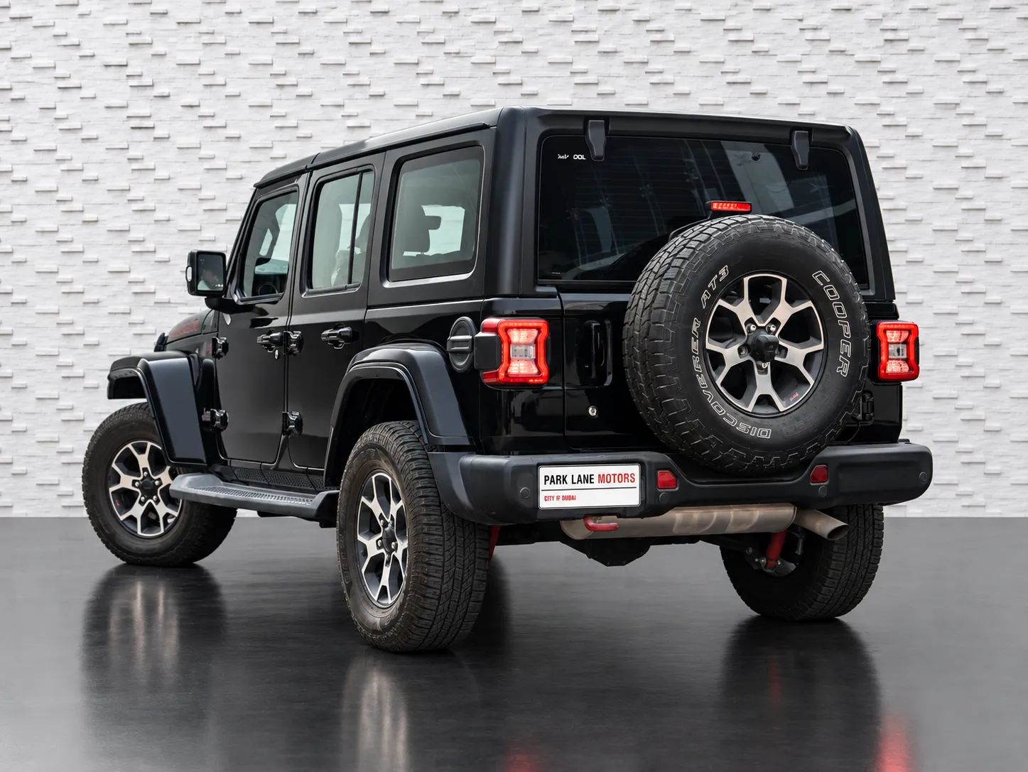 2018 Jeep Wrangler photo 2