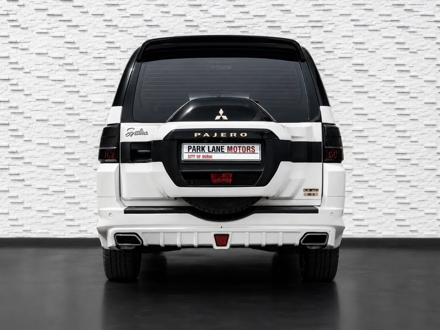 2020 Mitsubishi Pajero photo 4