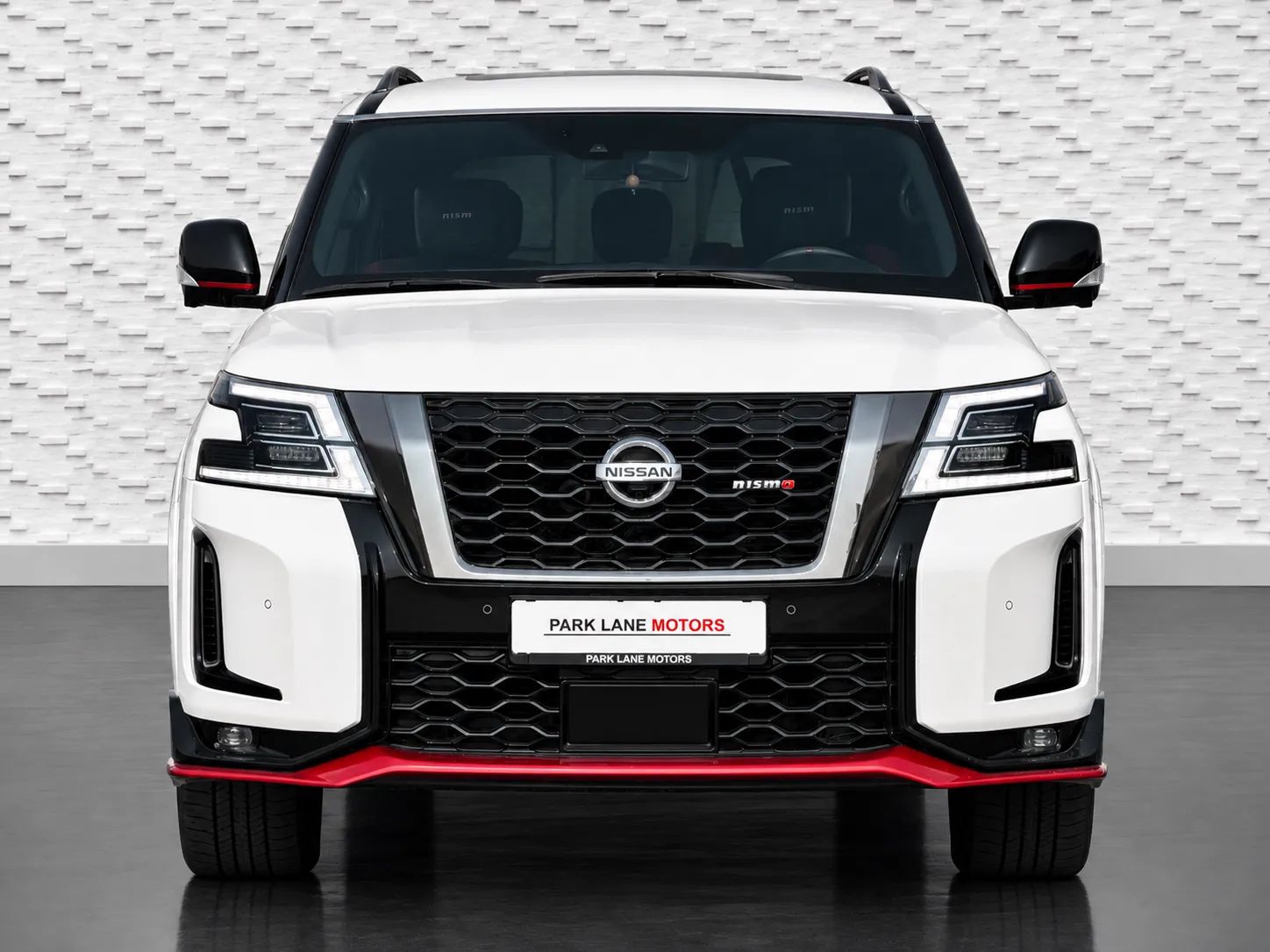 2021 Nissan Patrol photo 3