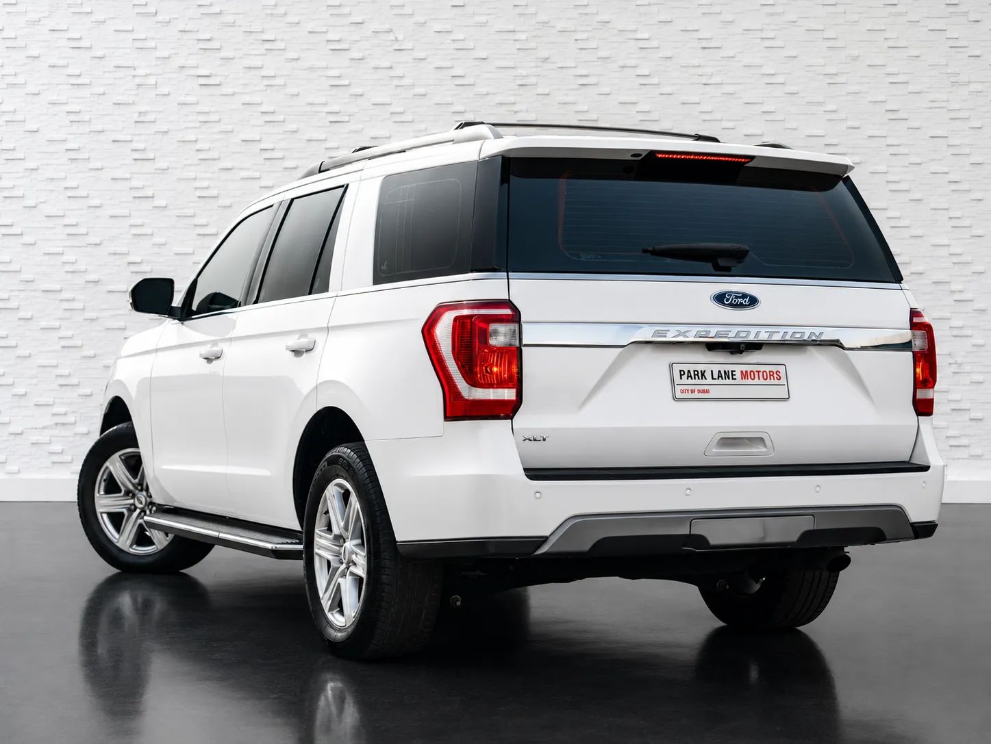 2019 Ford Expedition photo 3