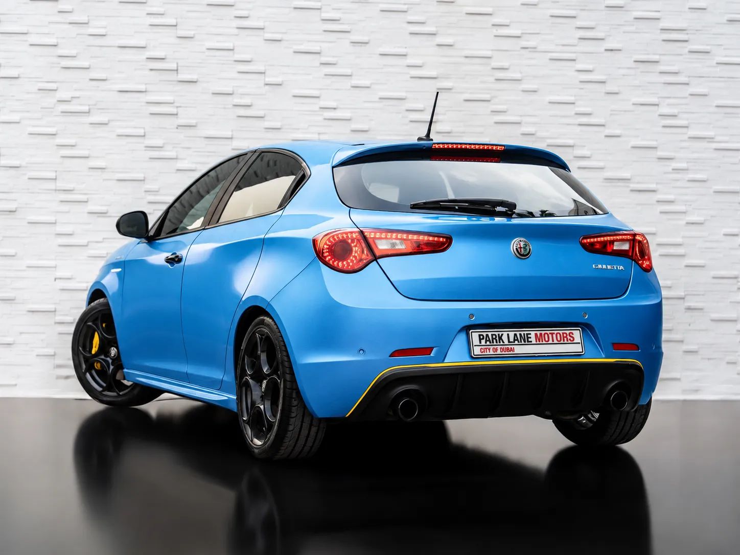 2021 Alfa Romeo Giulietta photo 2