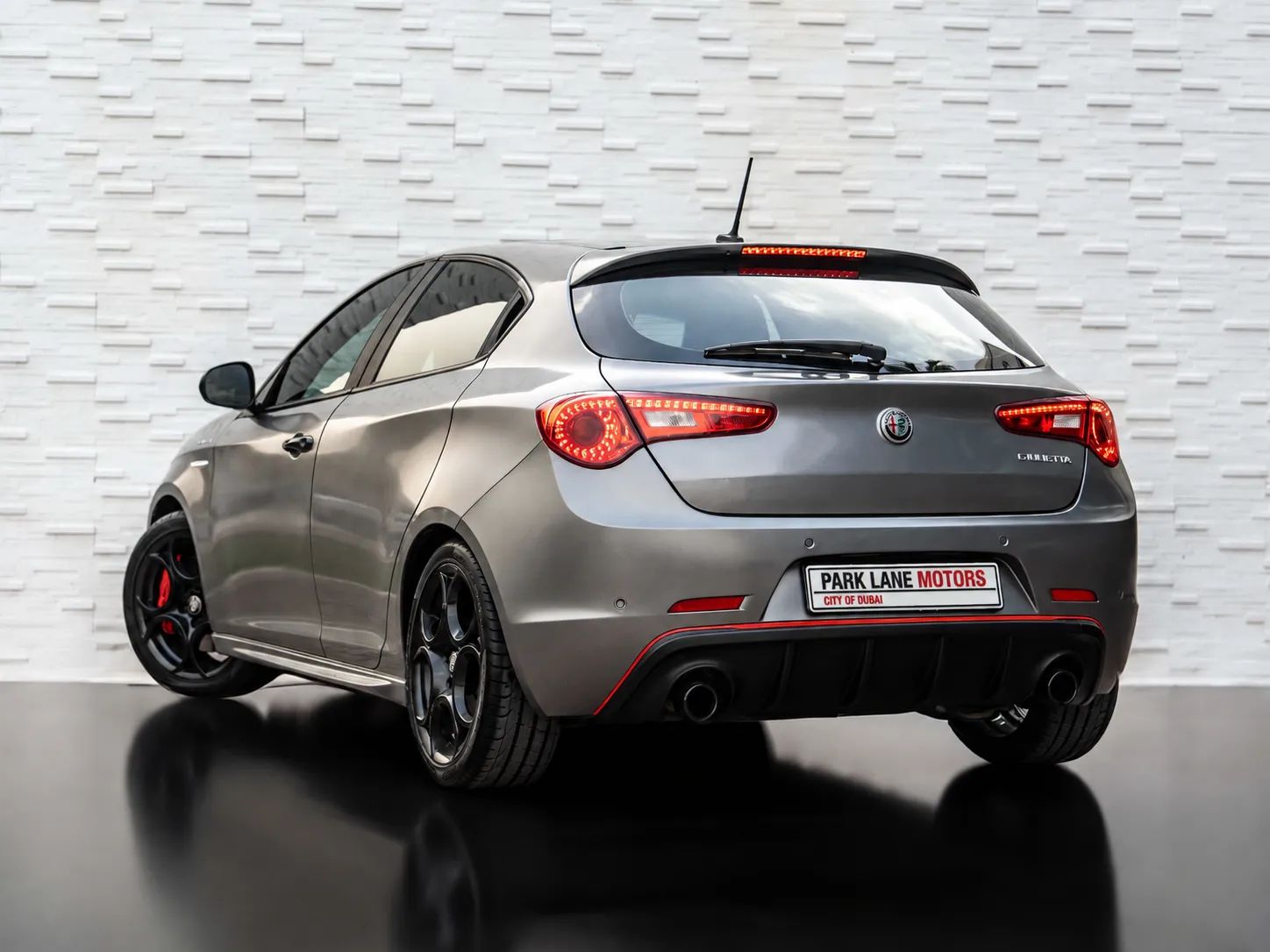 2021 Alfa Romeo Giulietta photo 3