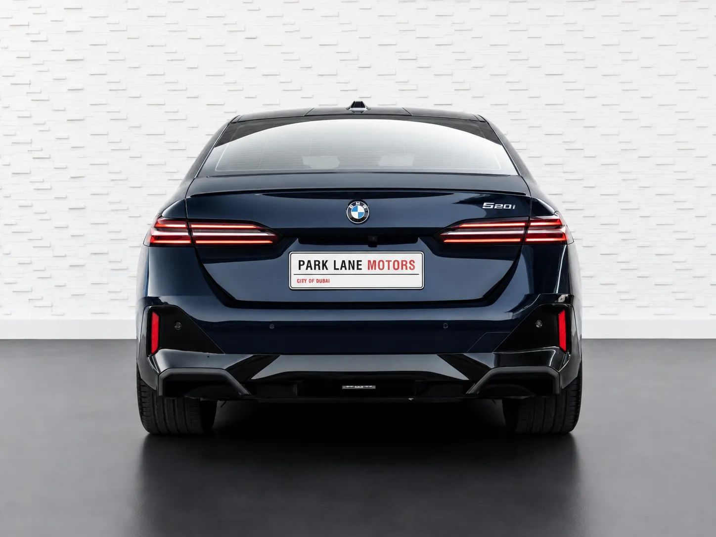 2024 BMW 5 Series photo 4