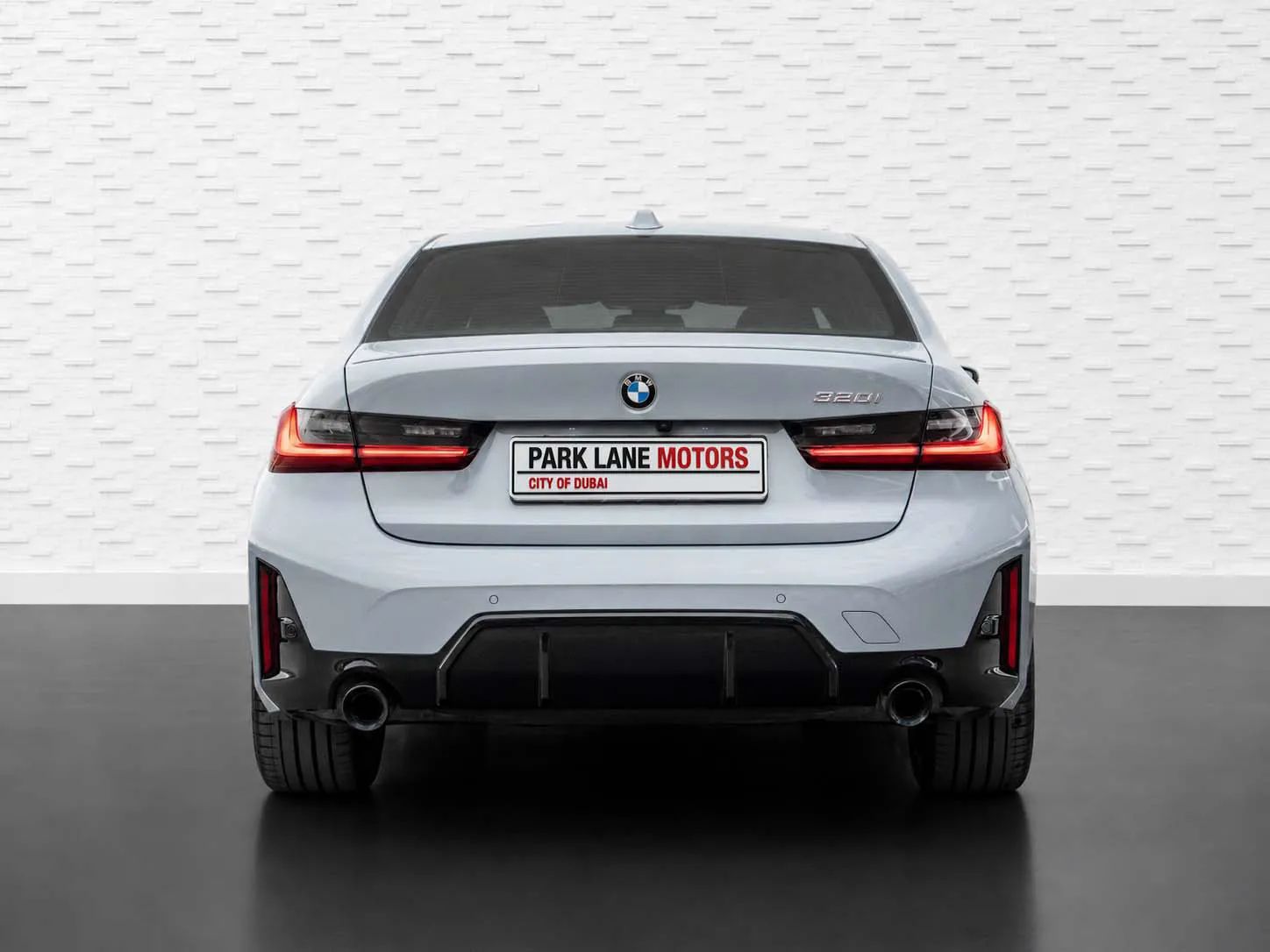 2024 BMW 3 Series photo 4
