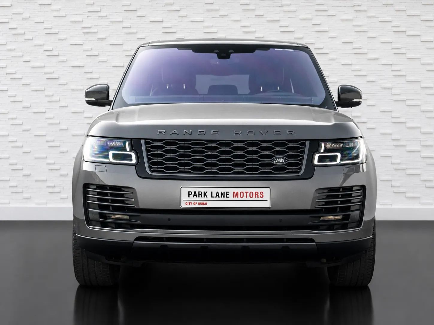 2019 Land Rover Range Rover HSE photo 2