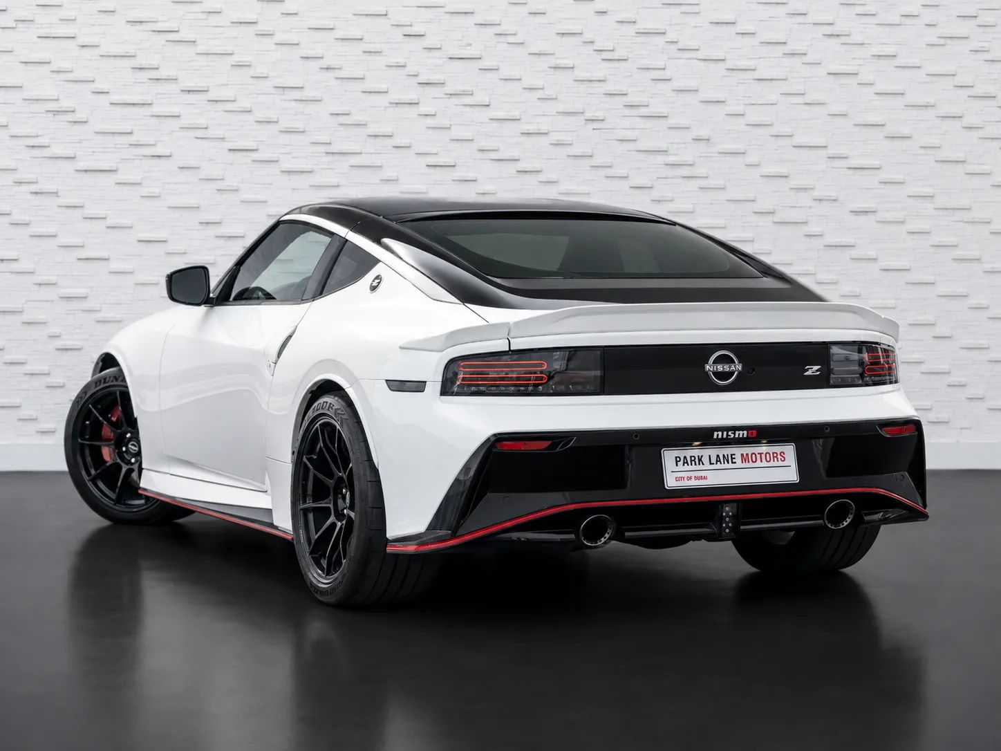 2025 Nissan Z photo 3