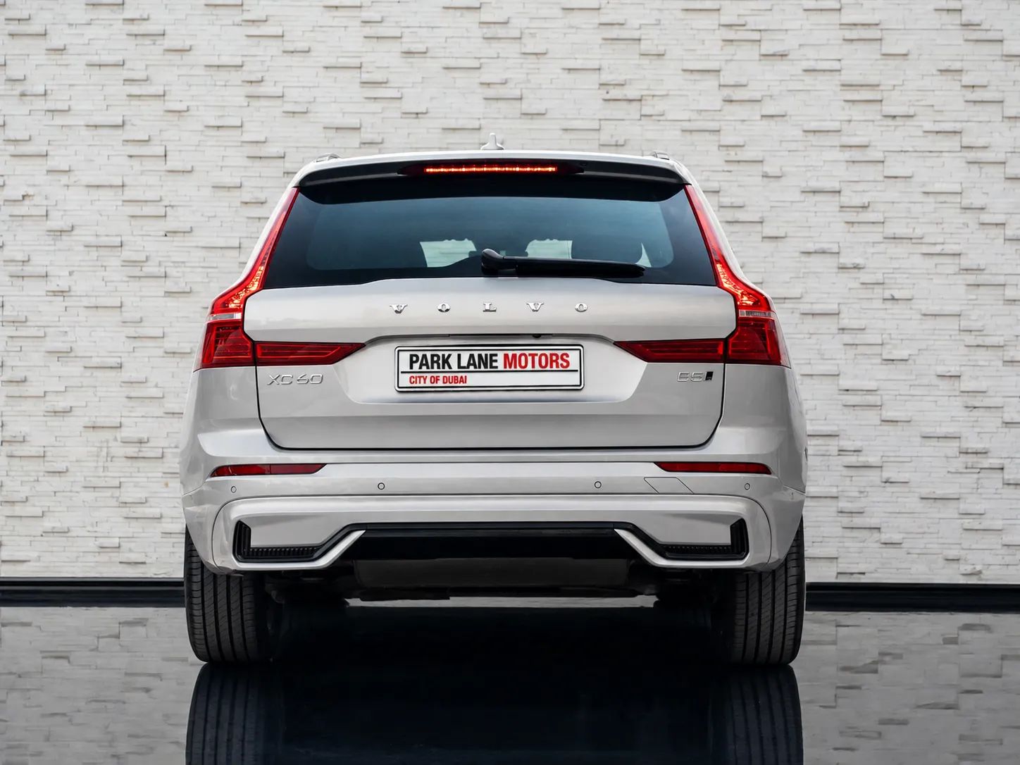 2024 Volvo XC60 photo 4
